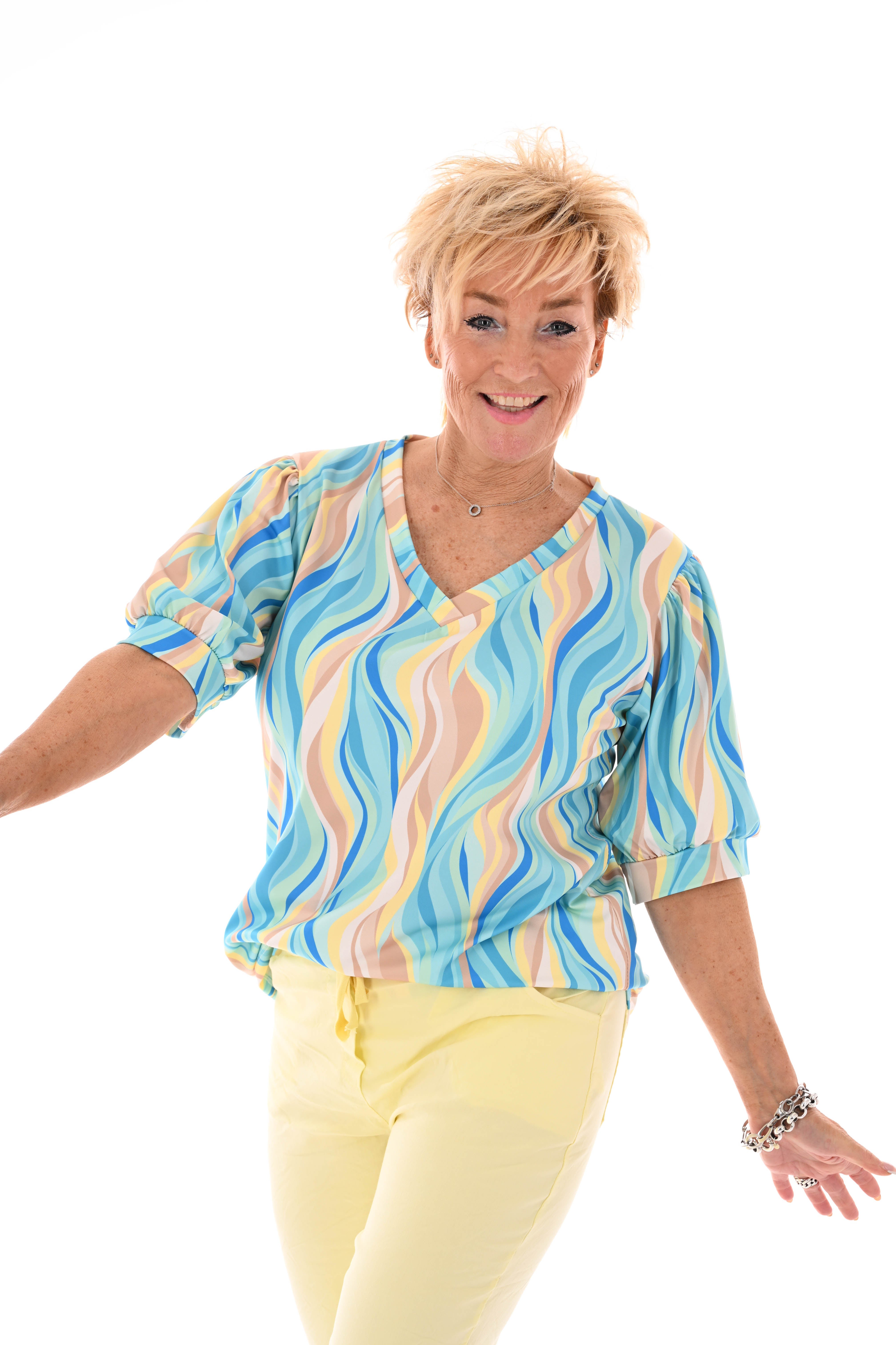 Travel shirt korte mouwen v-hals wave patroon turquoise/lichtgeel