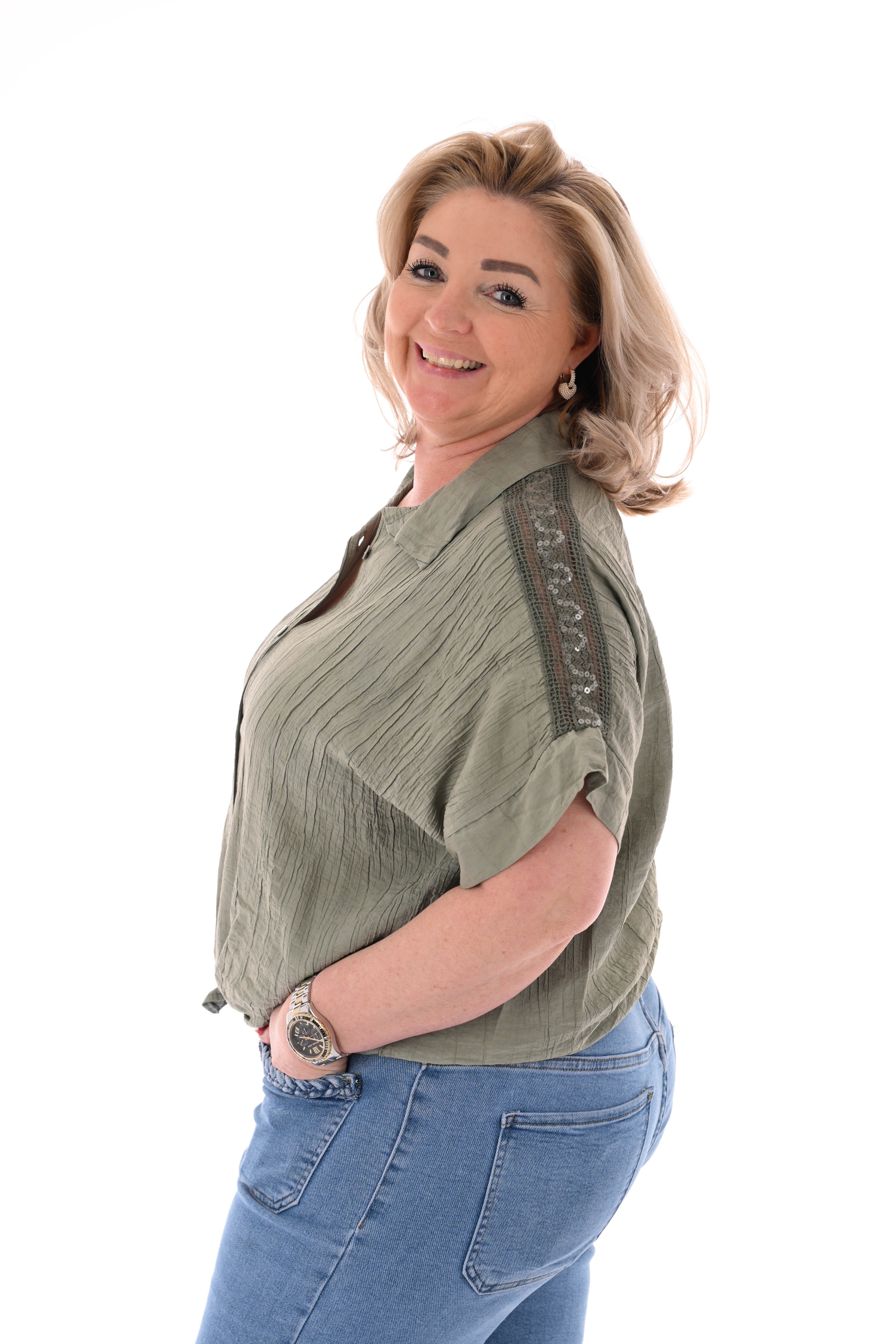 Blouse korte mouwen pailletten details legergroen