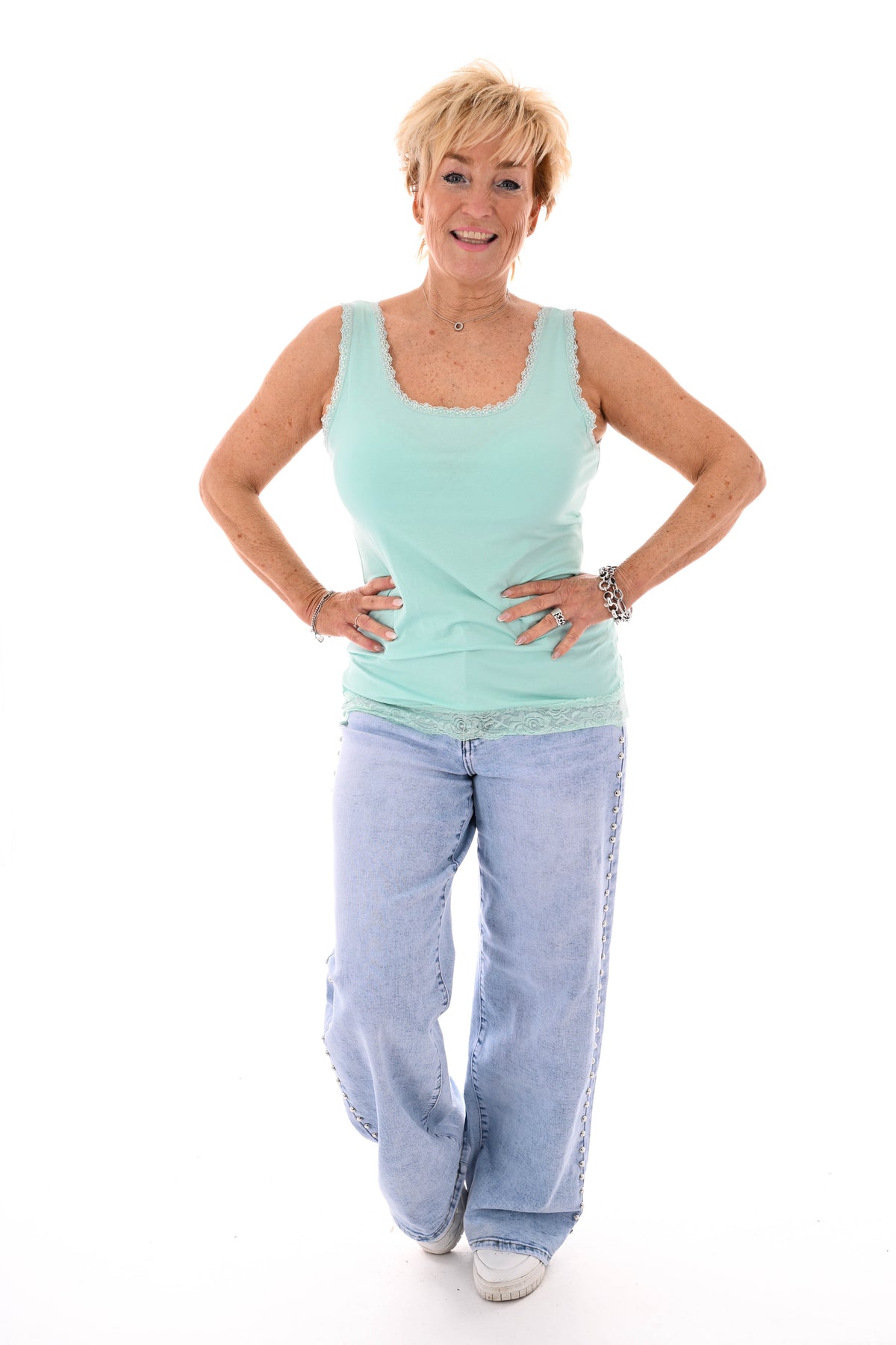 Hemdje kanten onderrand turquoise