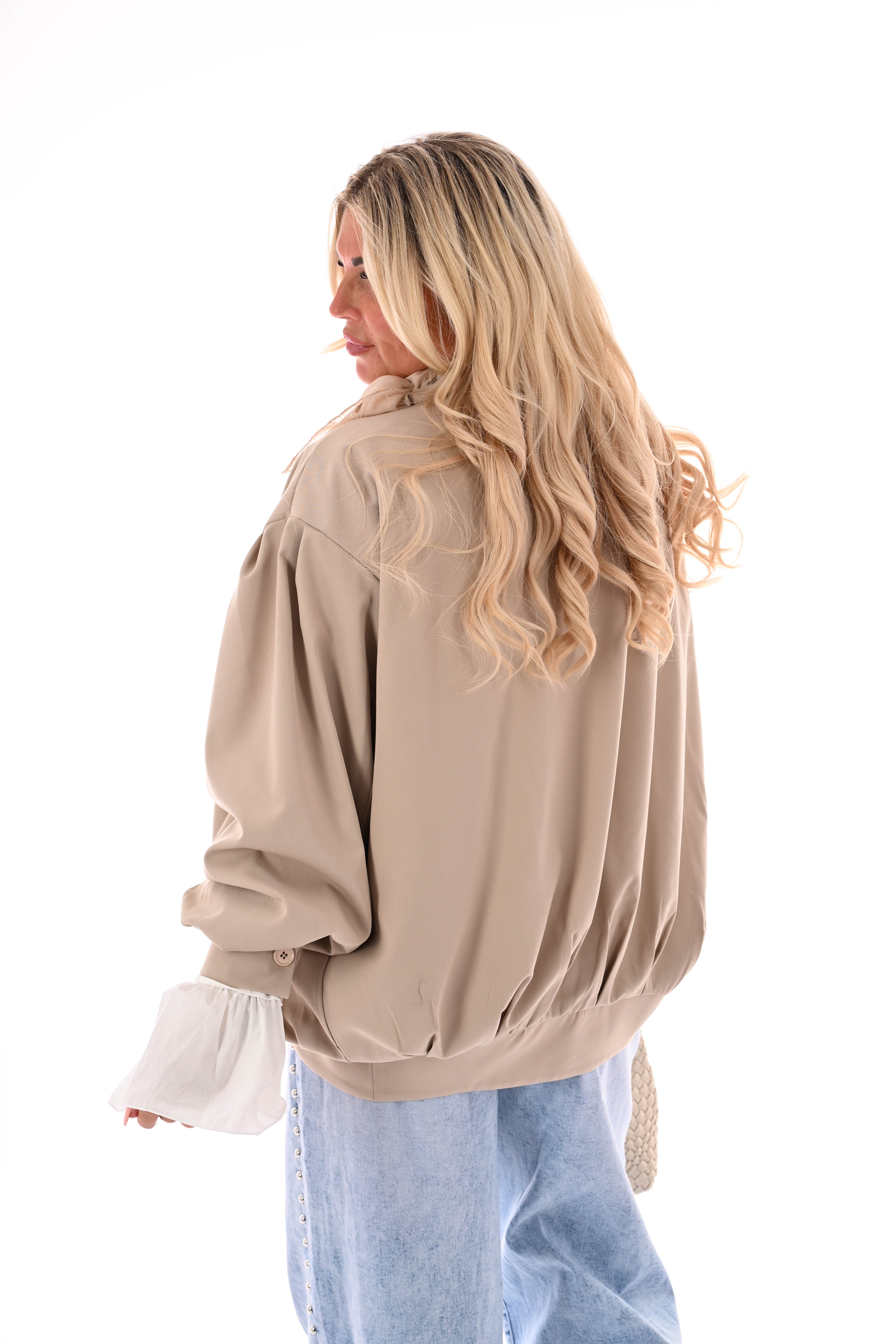 Oversized jasje pofmouwen beige