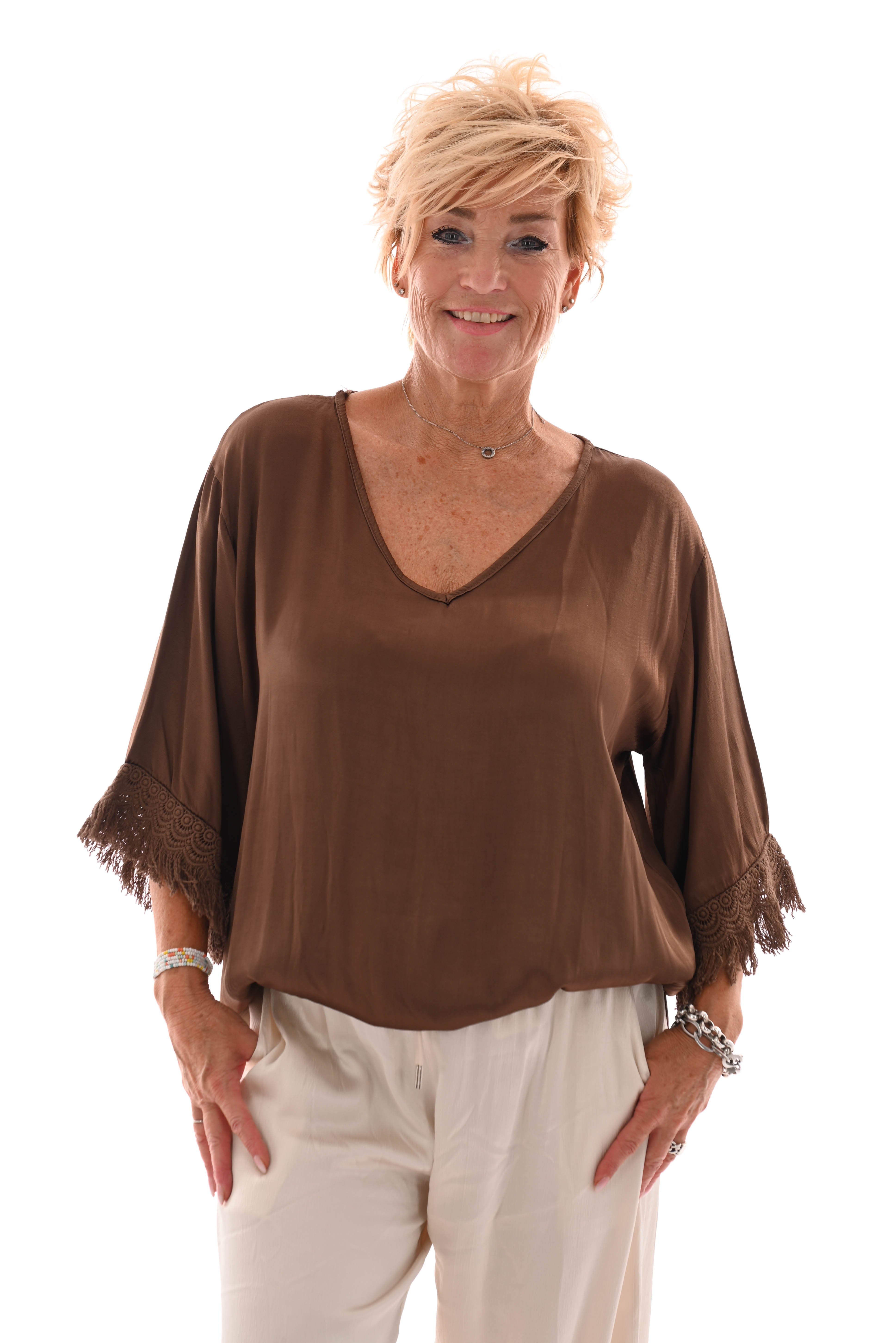 Top 3/4e mouw detail bruin