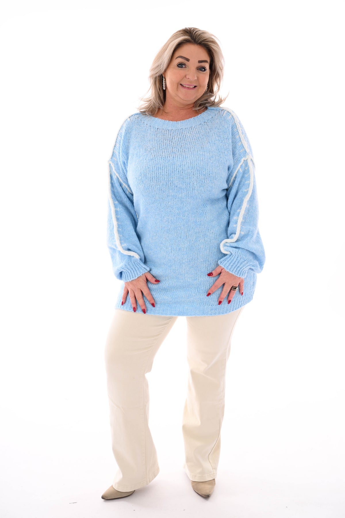 Gebreide trui met naaddetail lichtblauw