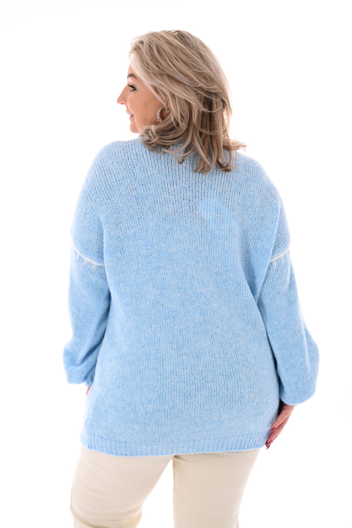 Gebreide trui met naaddetail lichtblauw