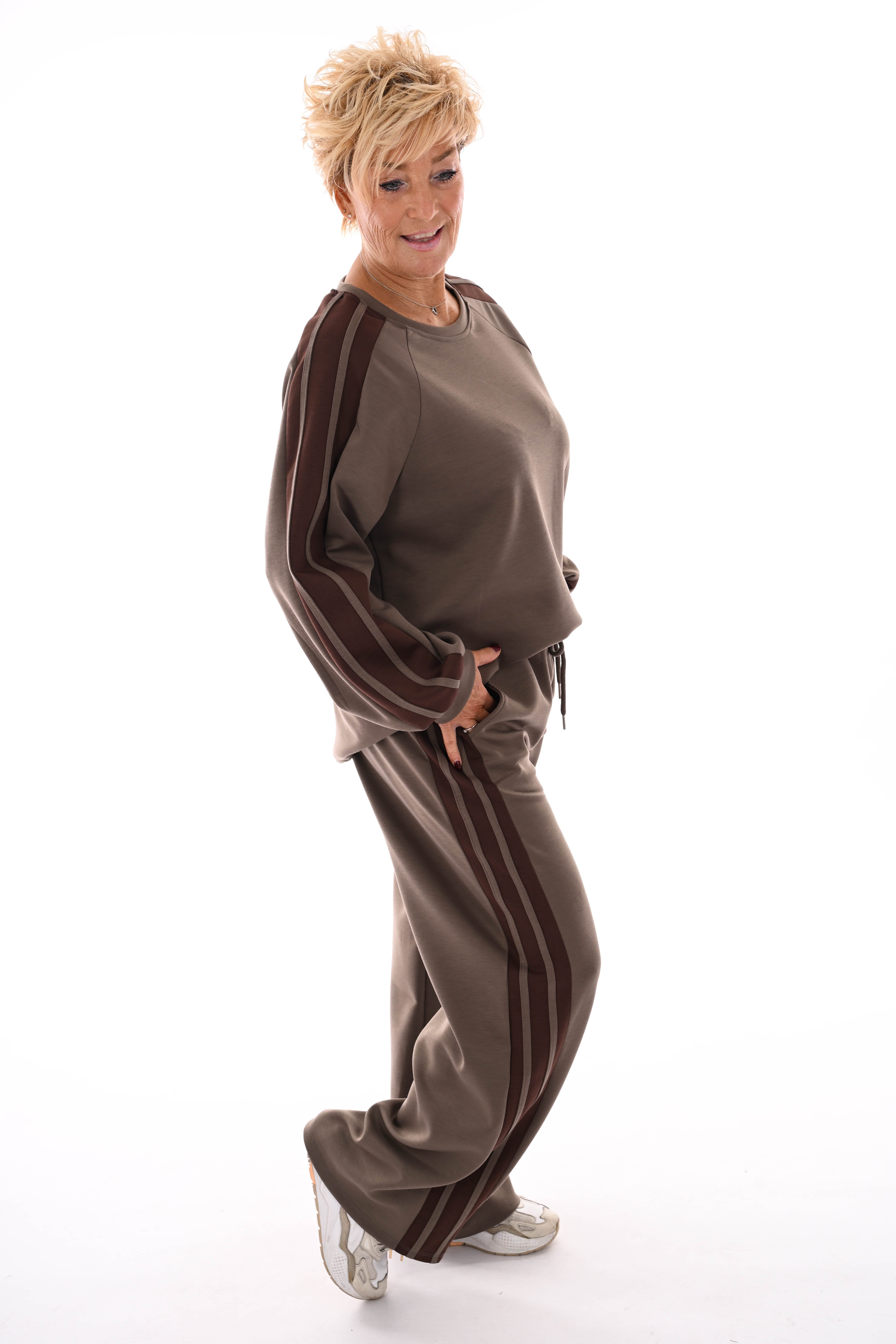 Tweedelig pak strepen bies taupe