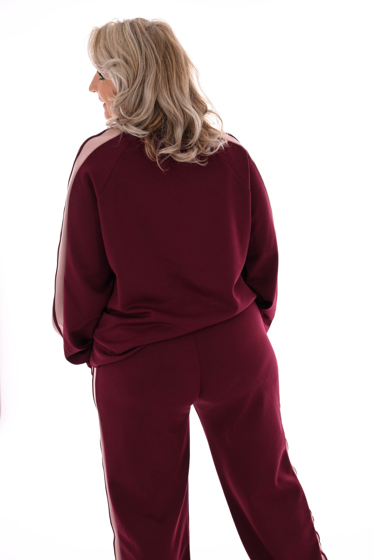 Tweedelig pak strepen bies bordeaux