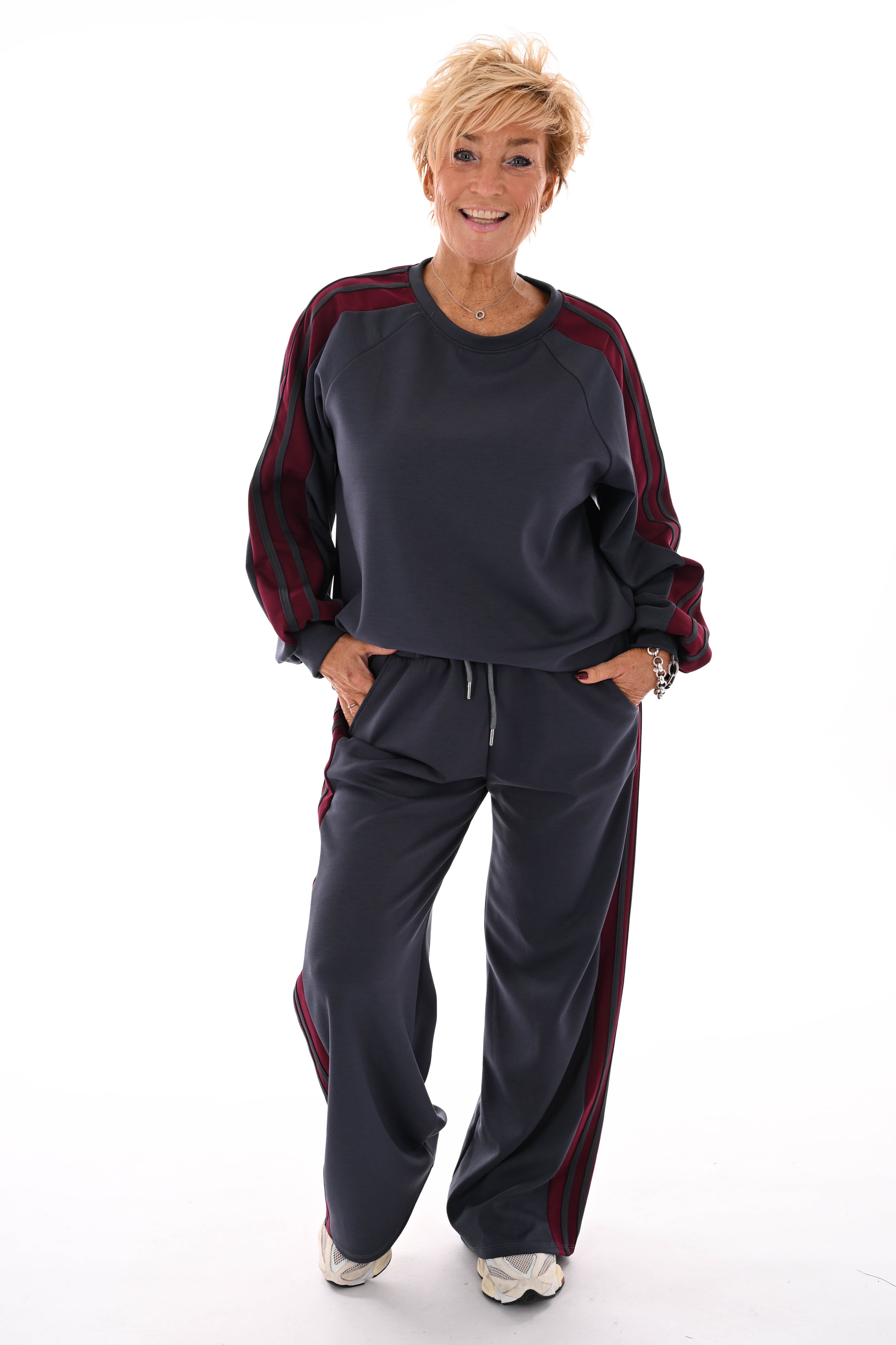 Tweedelig pak strepen bies antraciet