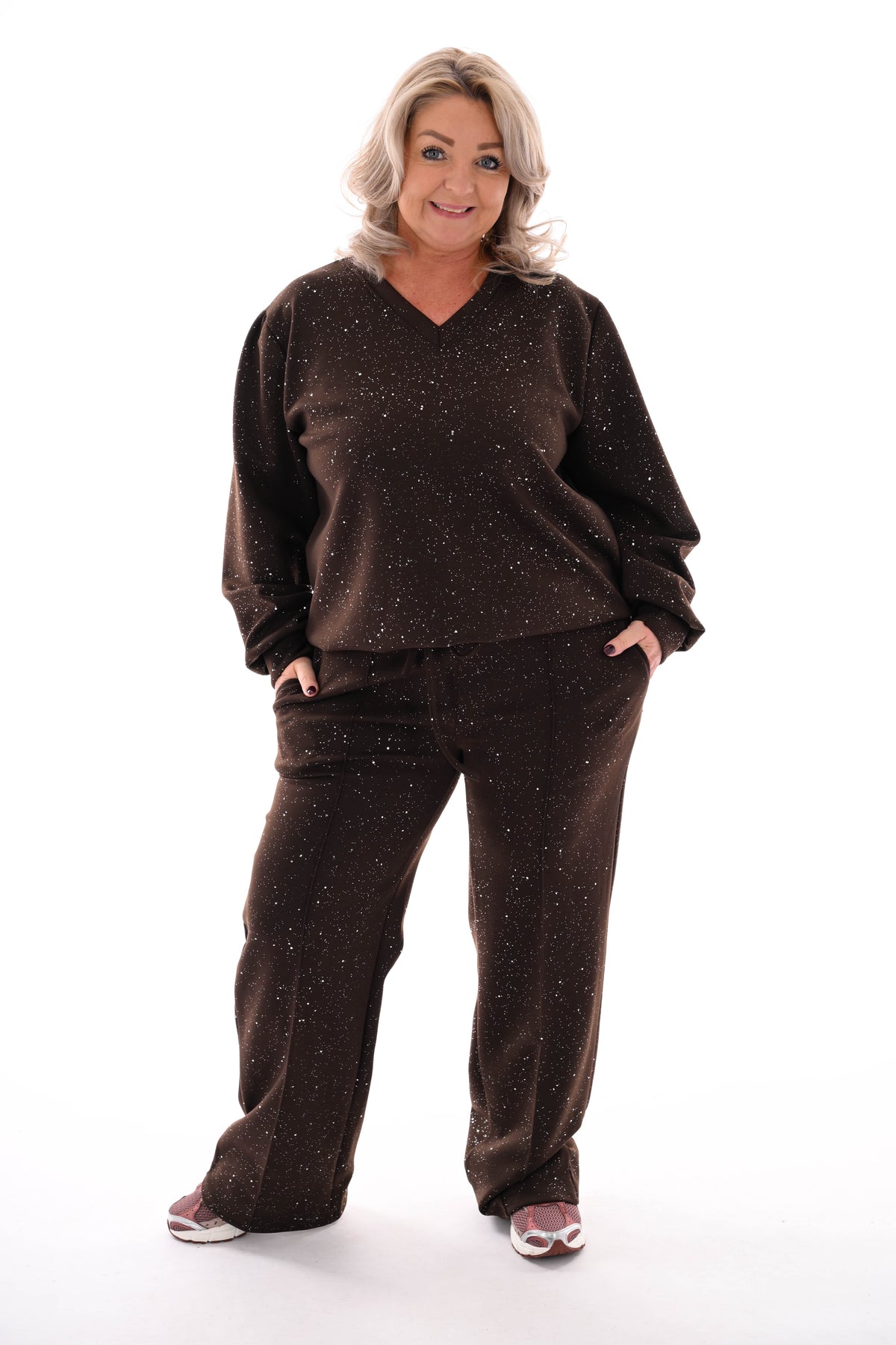Tweedelig pak glitter flakes sweater v-hals donkerbruin