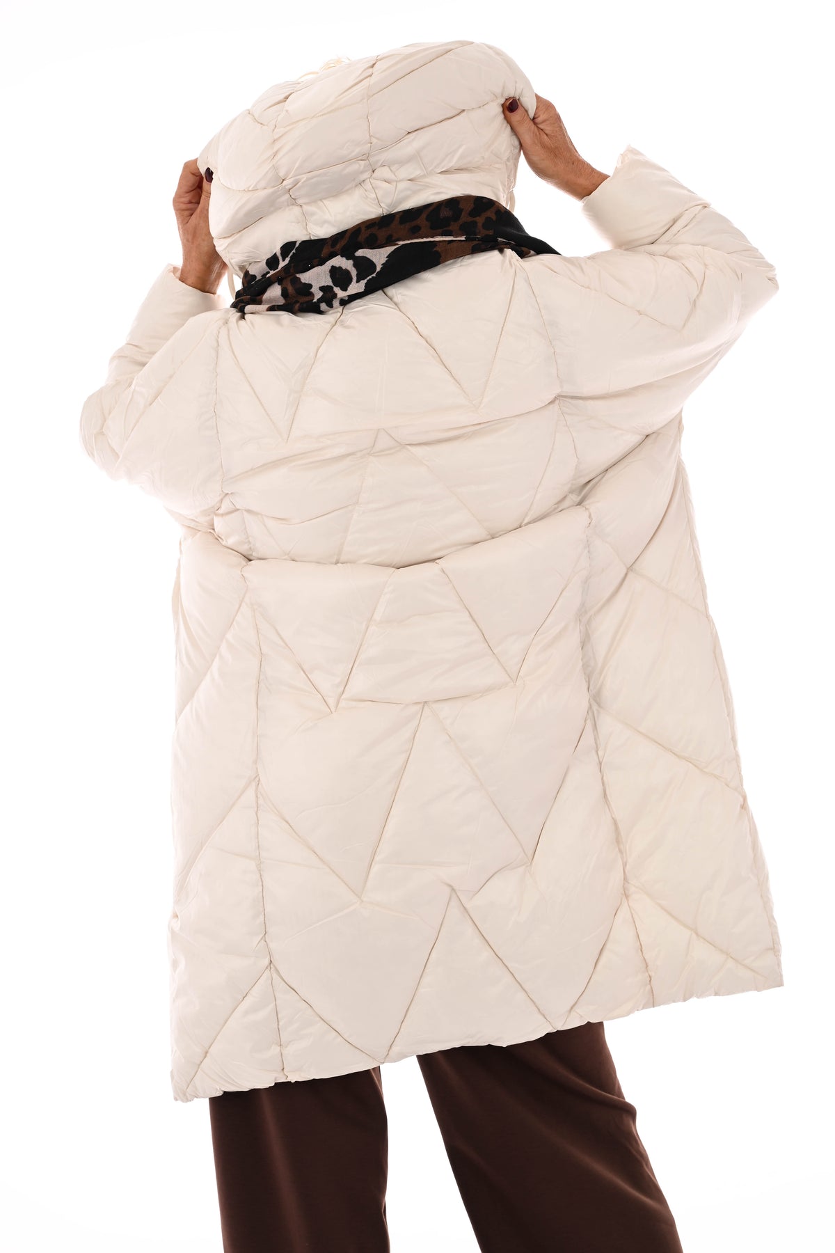 Half lange jas met capuchon roomwit