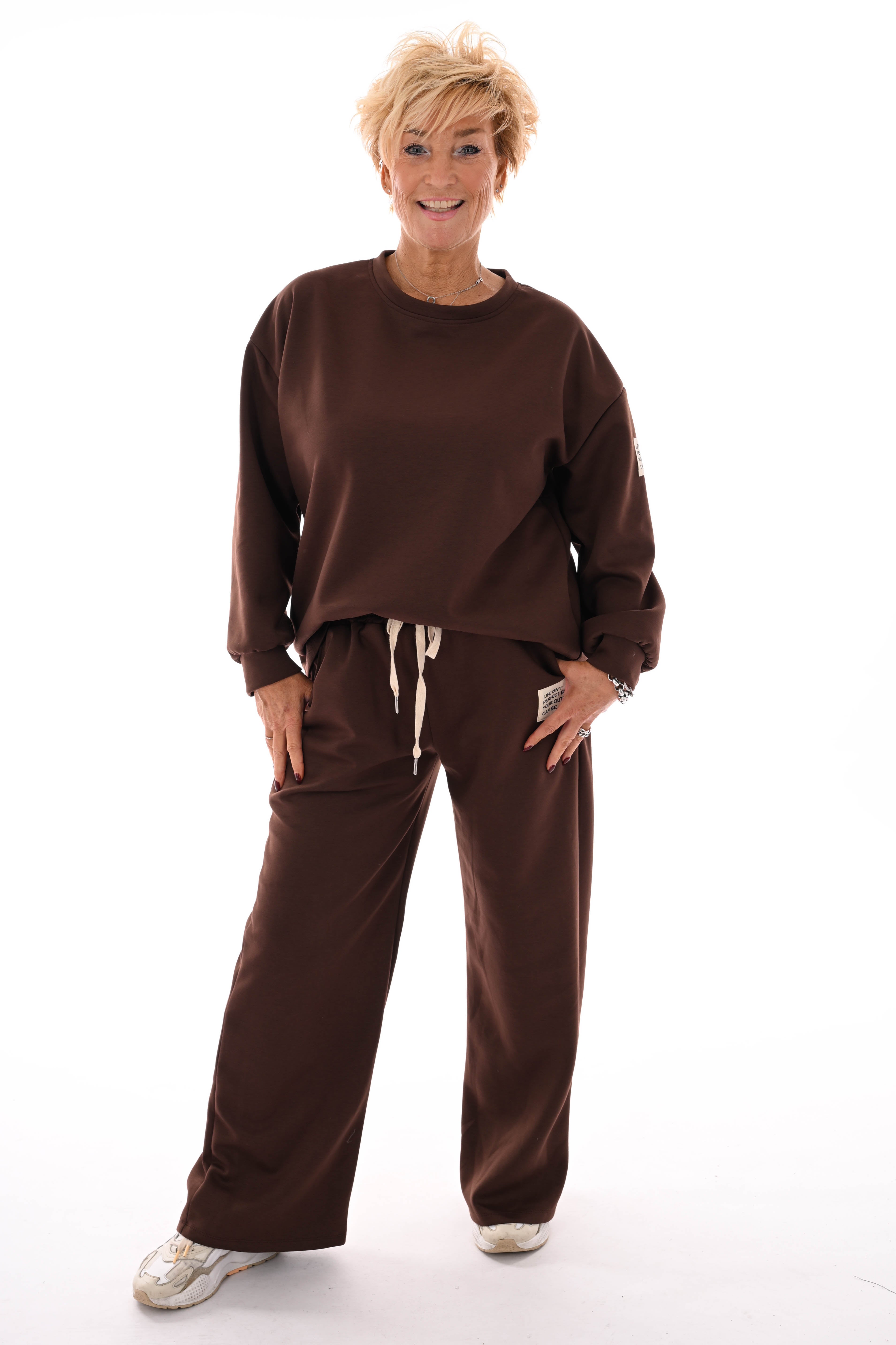 Tweedelig pak wijde broek applicatie bruin