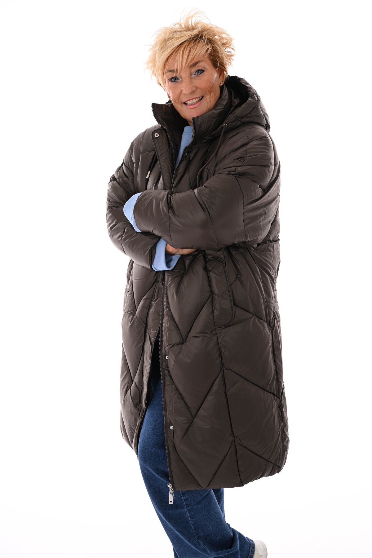 Half lange jas met capuchon bruin