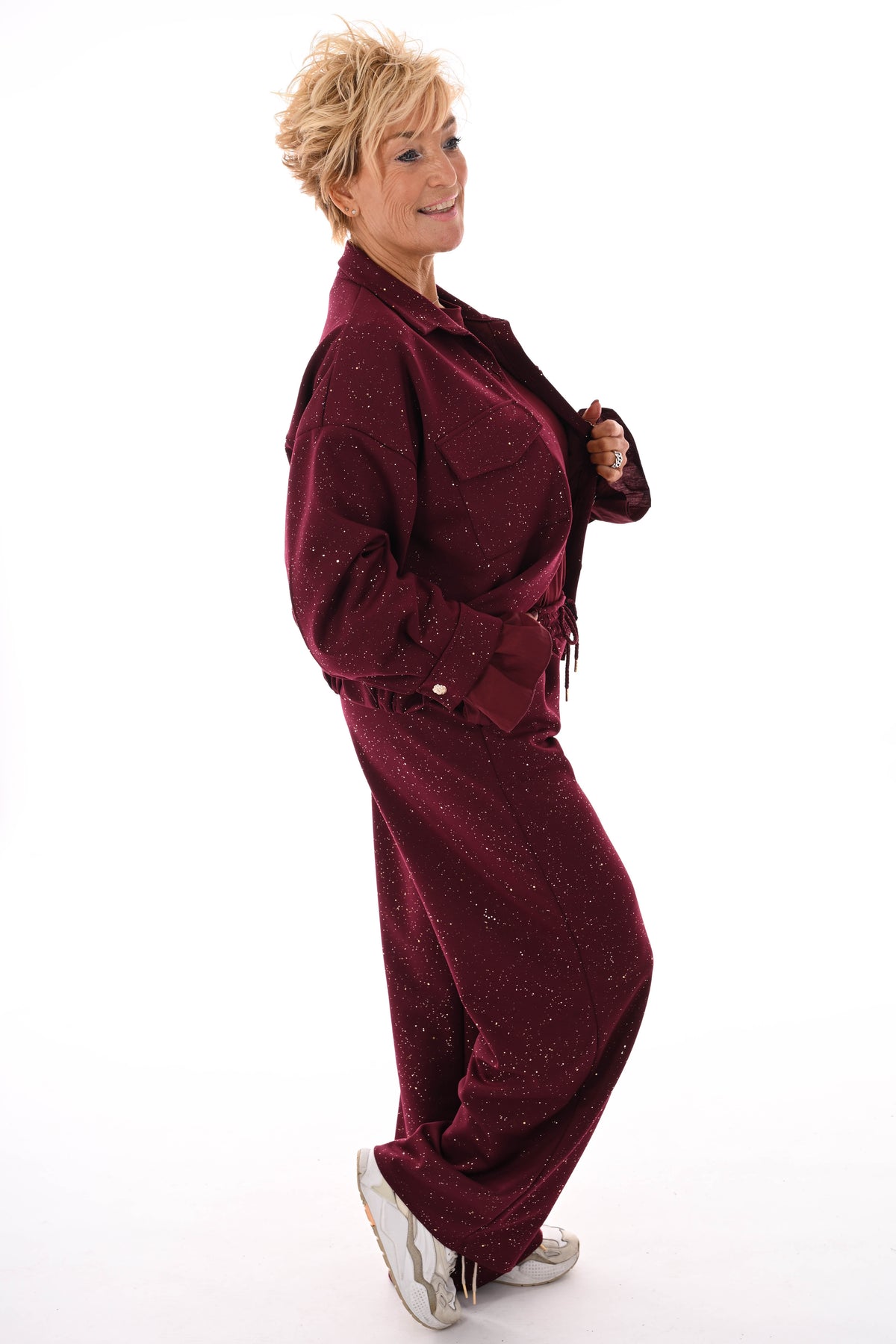 Tweedelig pak blouse met borstzakken en knopen glitters bordeaux