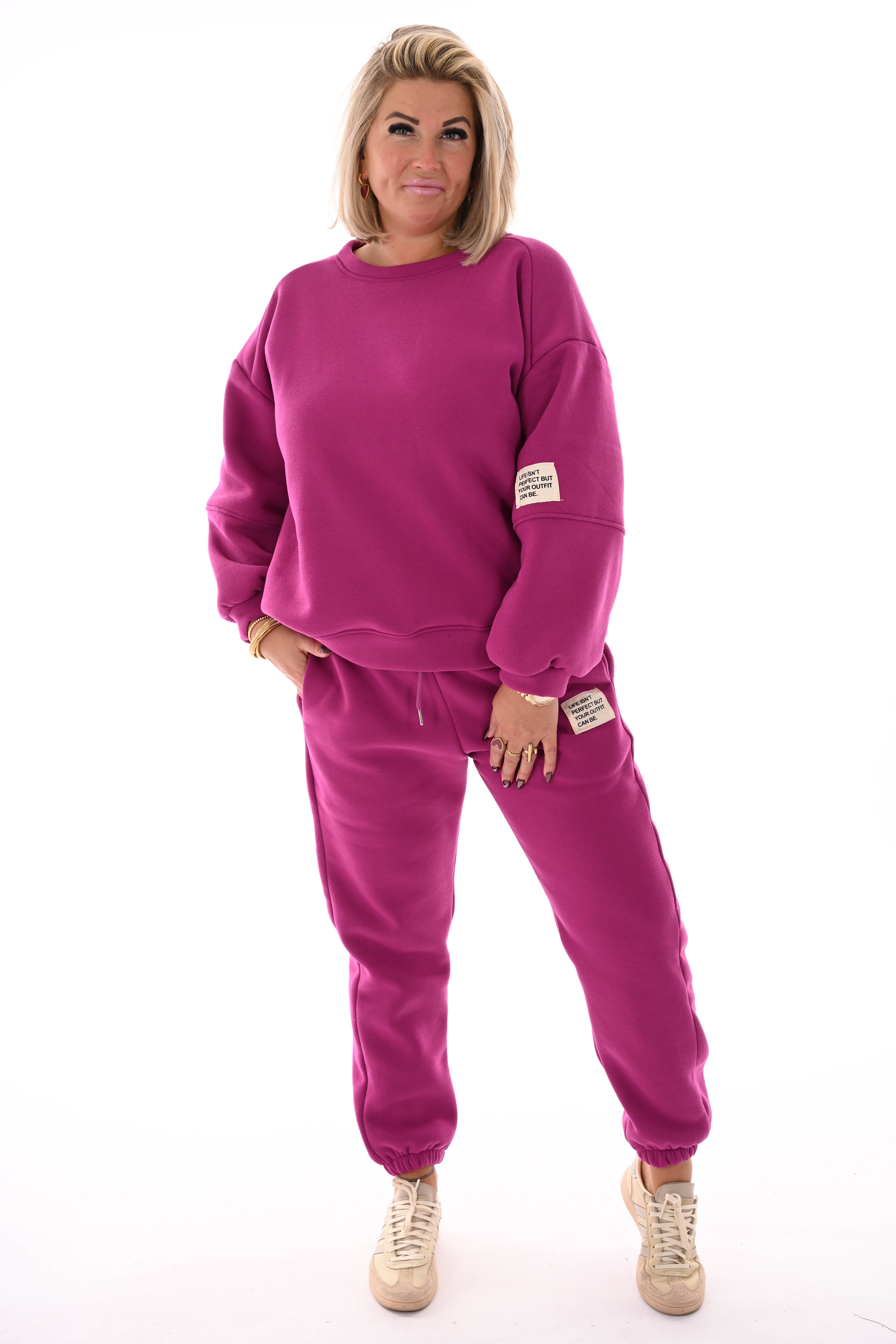 Tweedelig joggingspak applicatie cyclaam