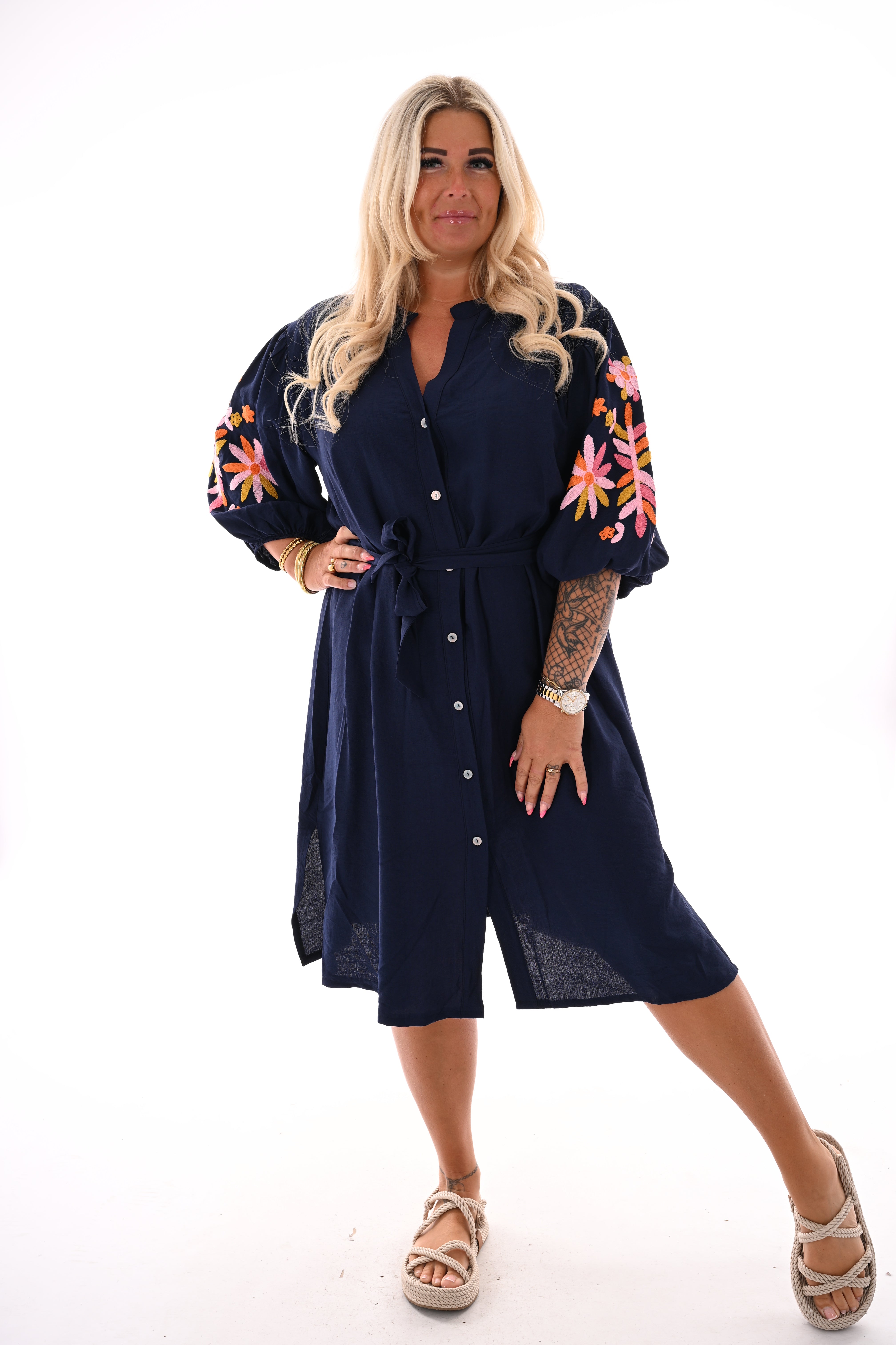 Jurk geborduurde bloemen marineblauw