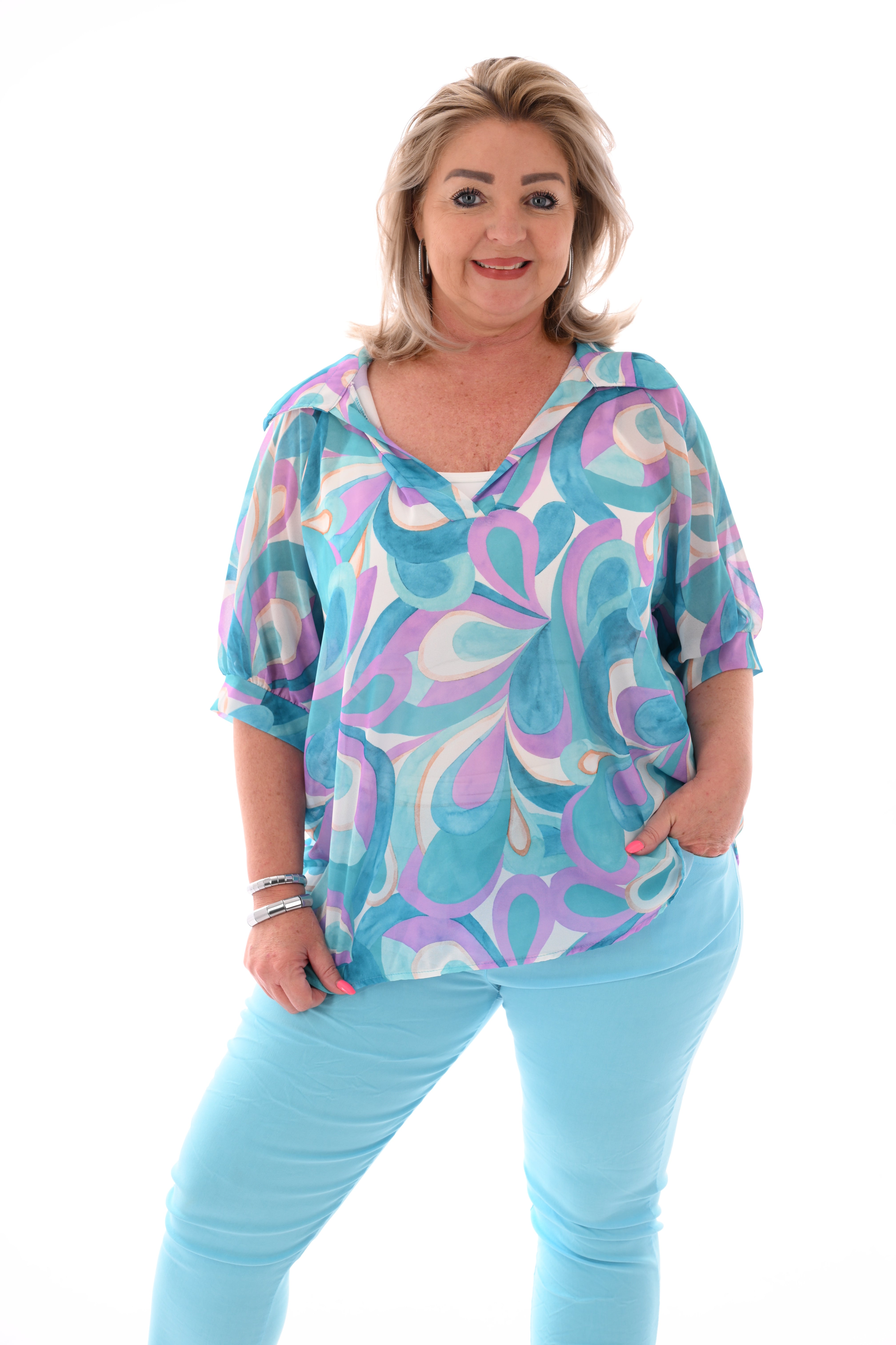 Blouse v-hals korte pofmouwen print blad turquoise