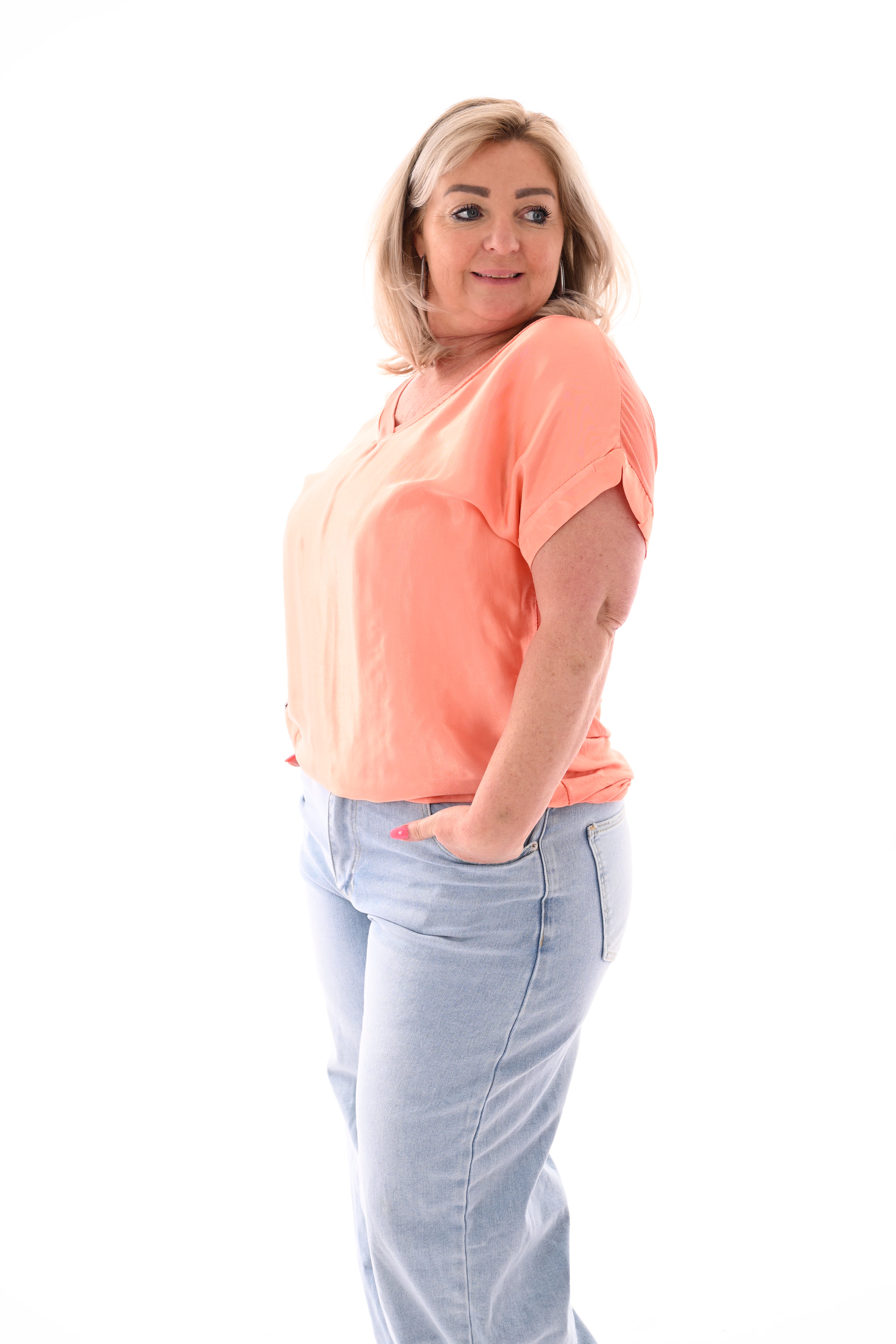 Top silky korte mouwen v-hals peach
