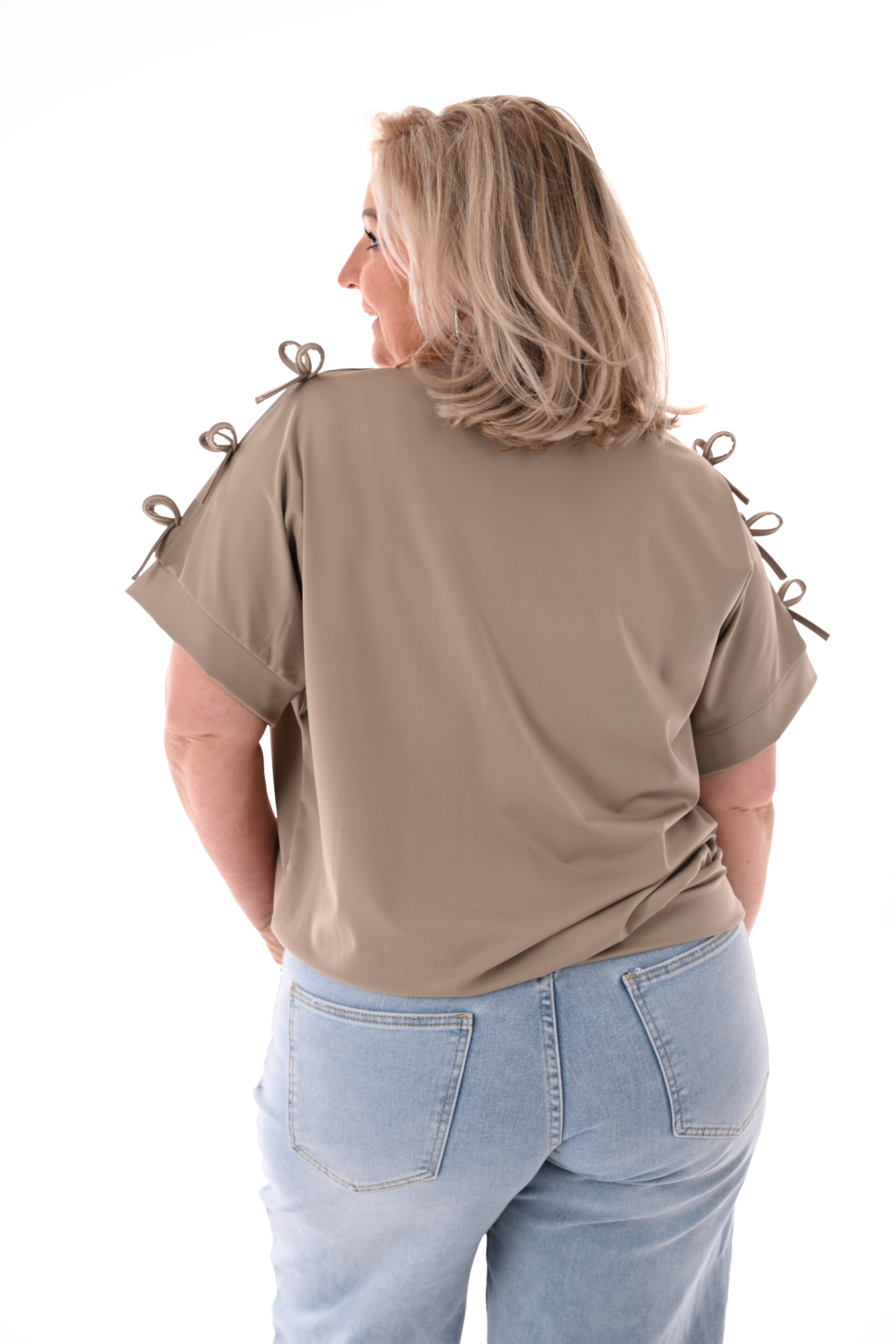 Top strikjes korte mouwen taupe