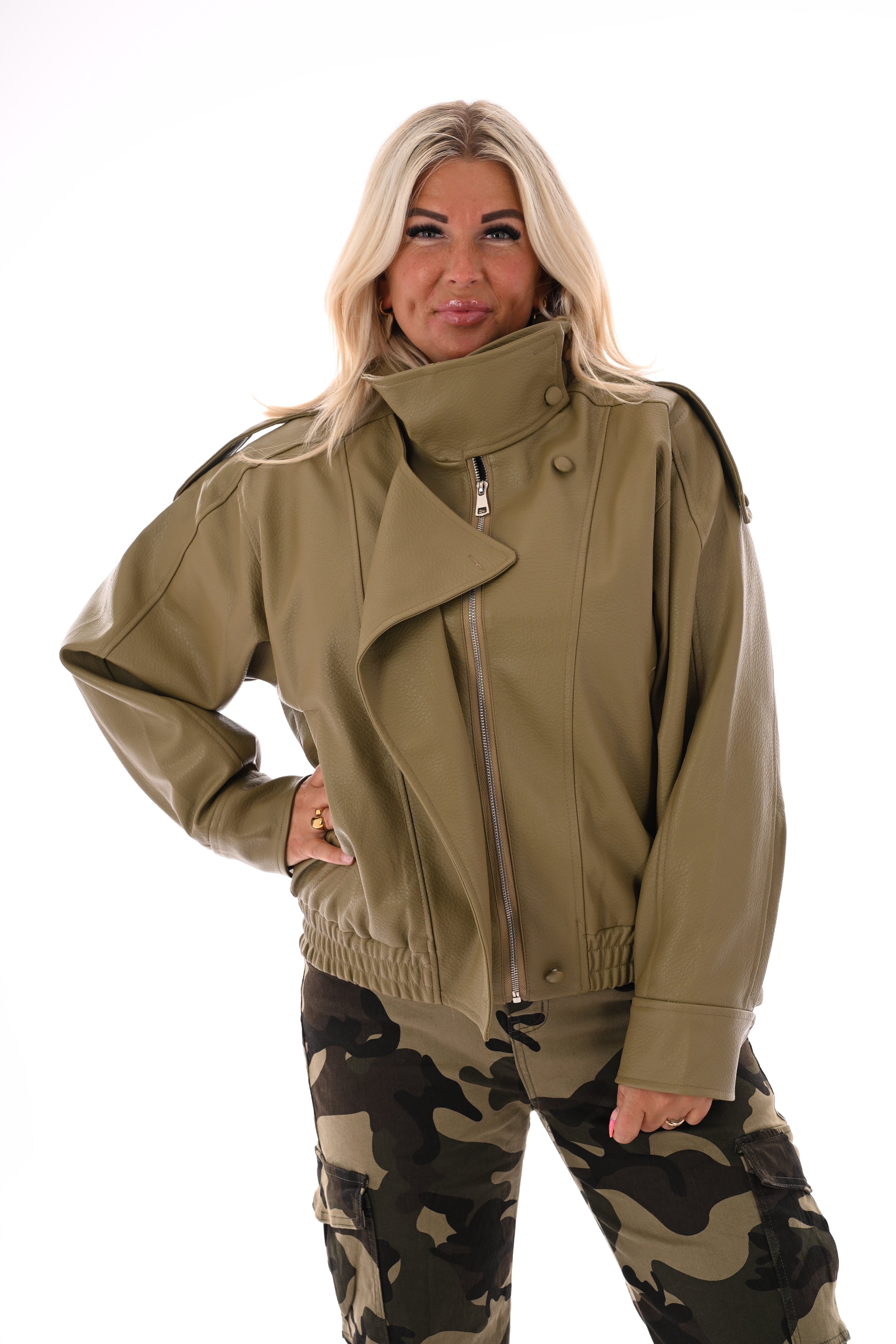 Leatherlook jacket khaki