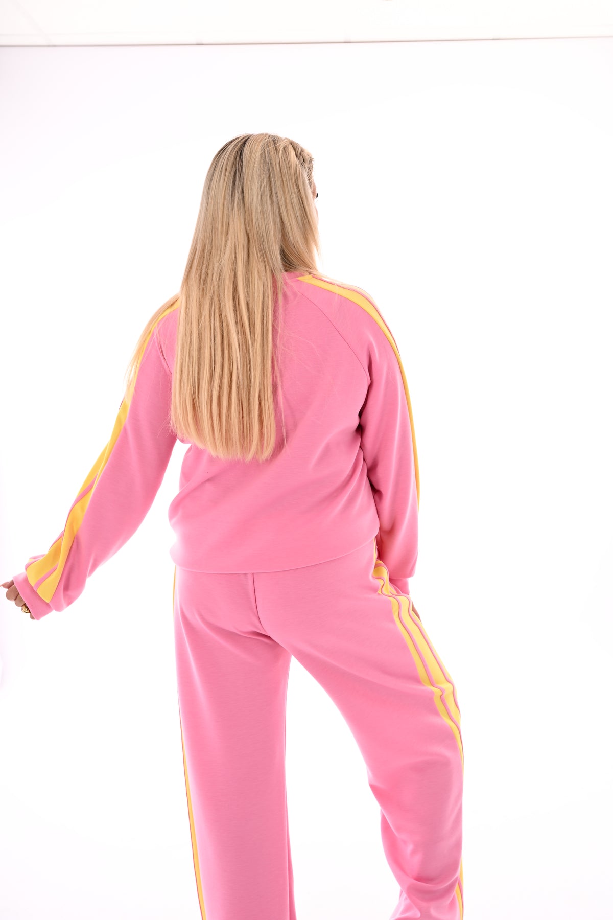 Tweedelig pak met dubbele bies roze