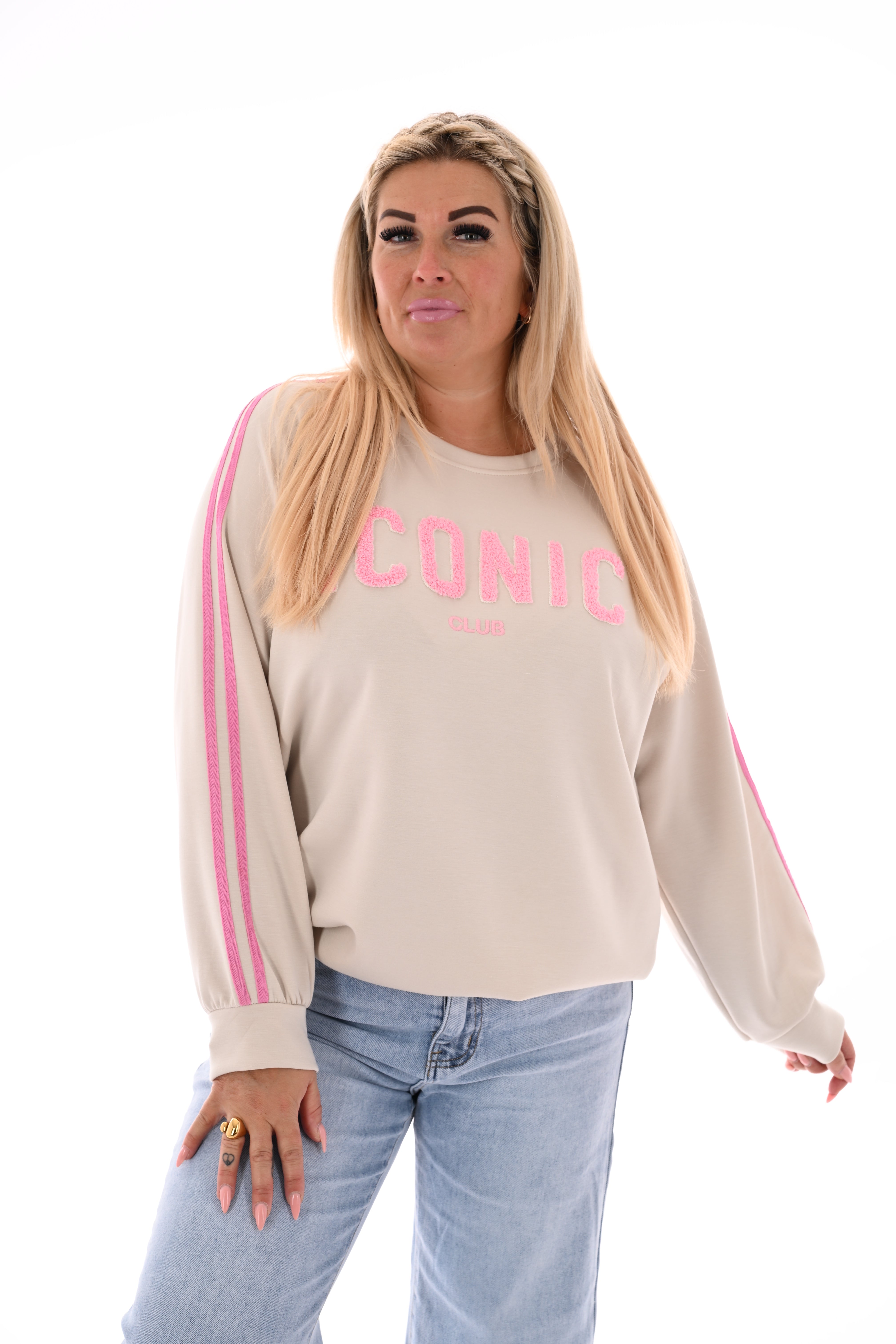 Sweater iconic met bies beige