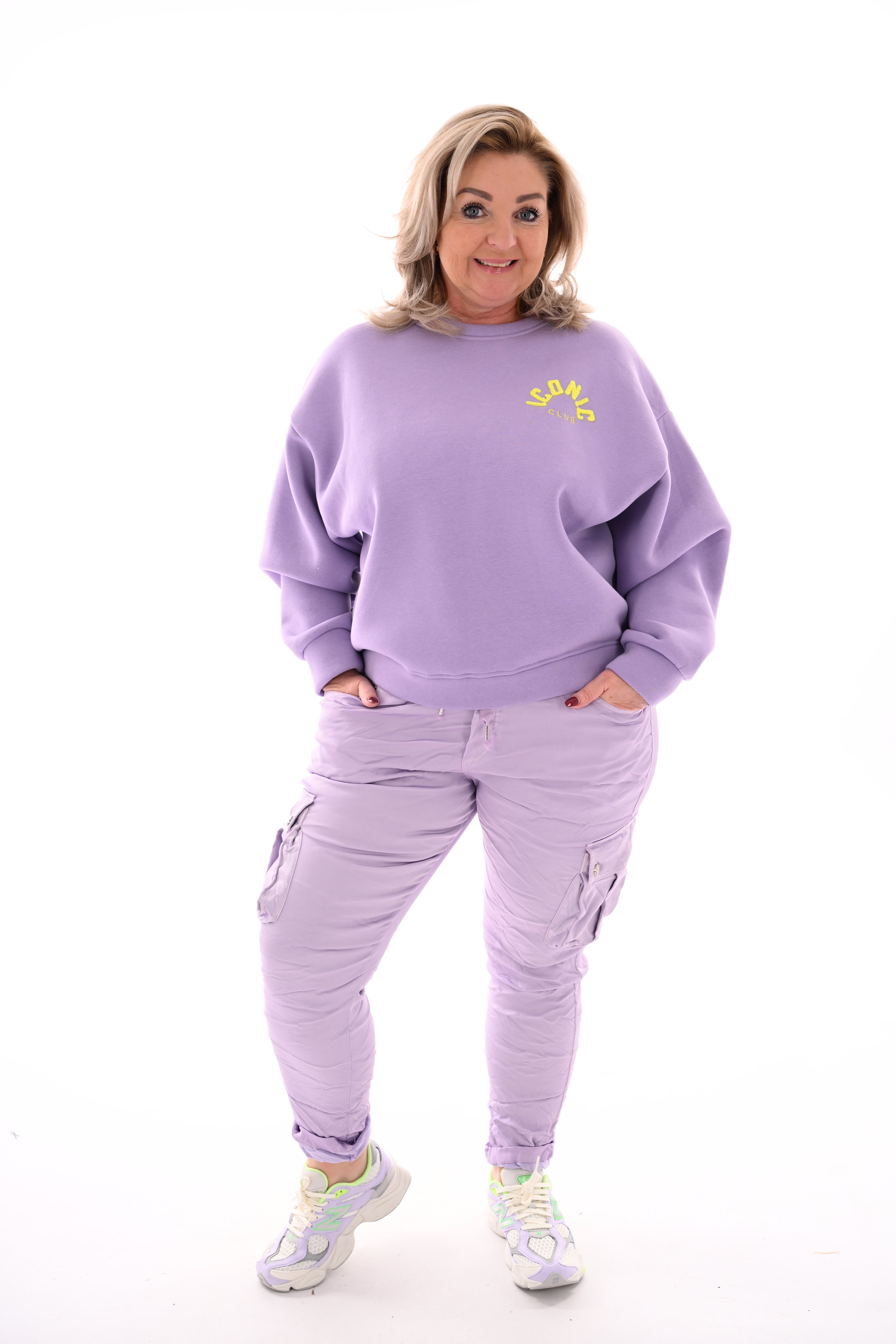 Sweater iconic club lila