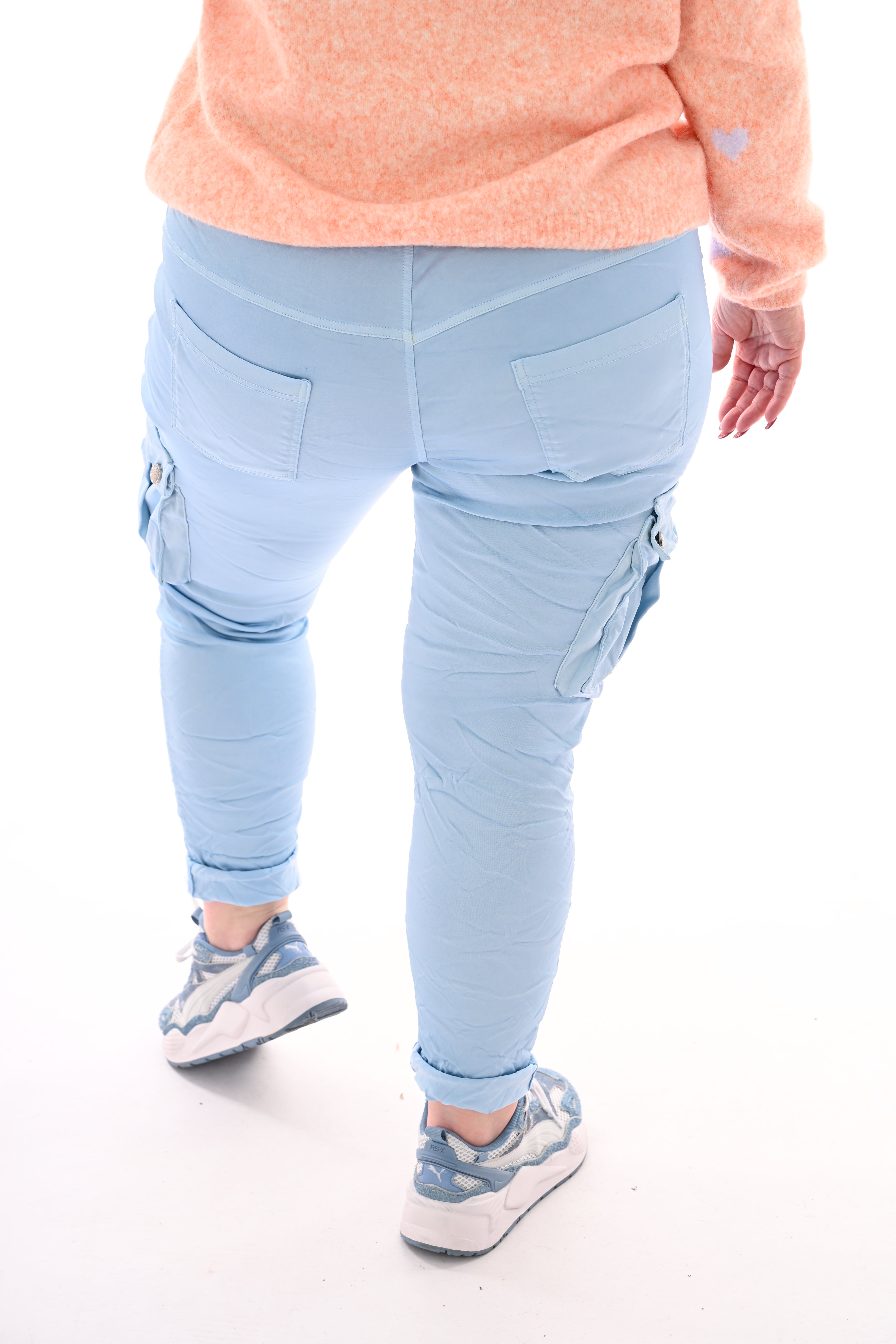 Silky stretchbroek cargo lichtblauw