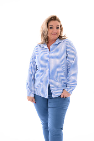 Doorknoop blouse streepjes lichtblauw