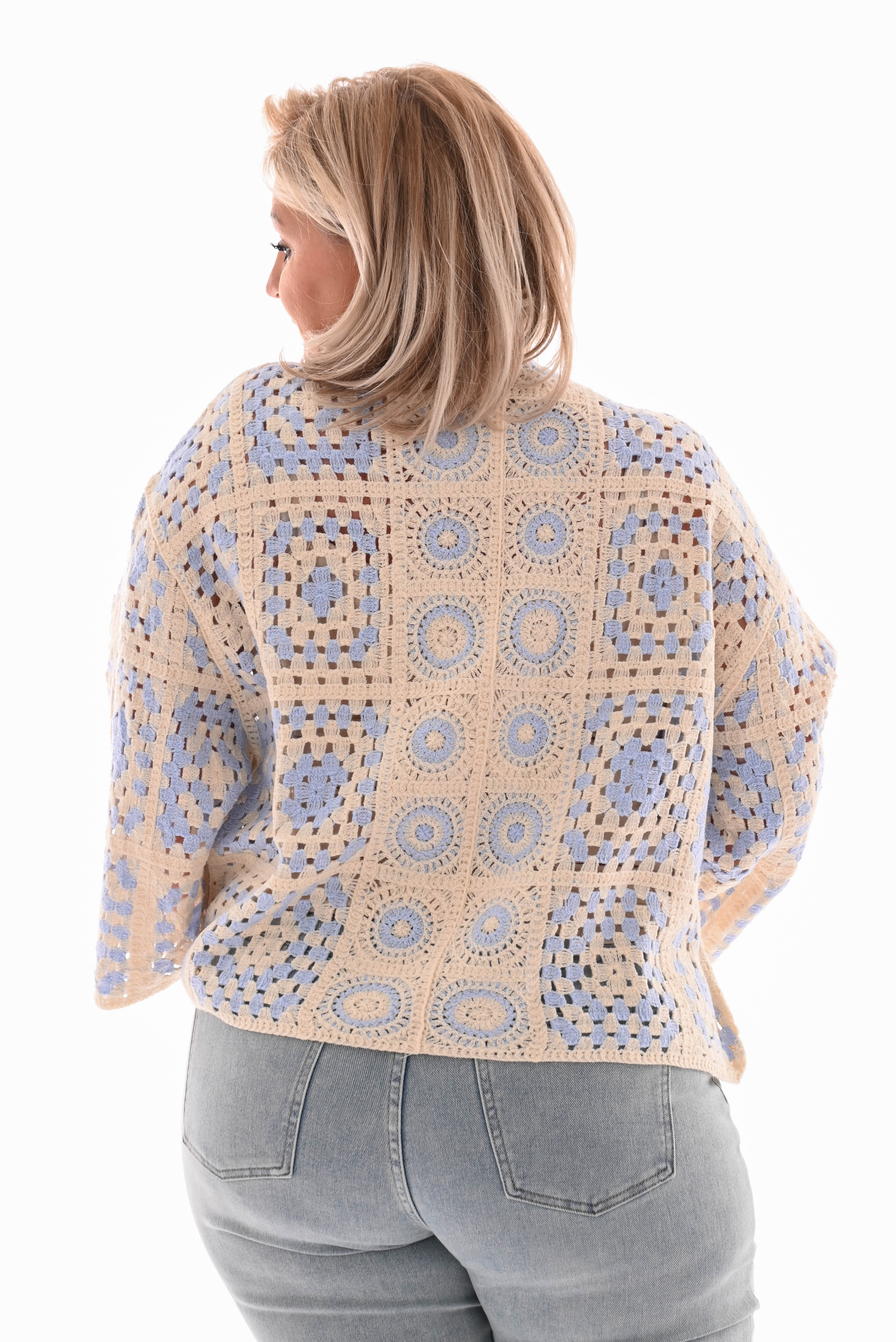 Gehaakt vestje creme/lichtblauw