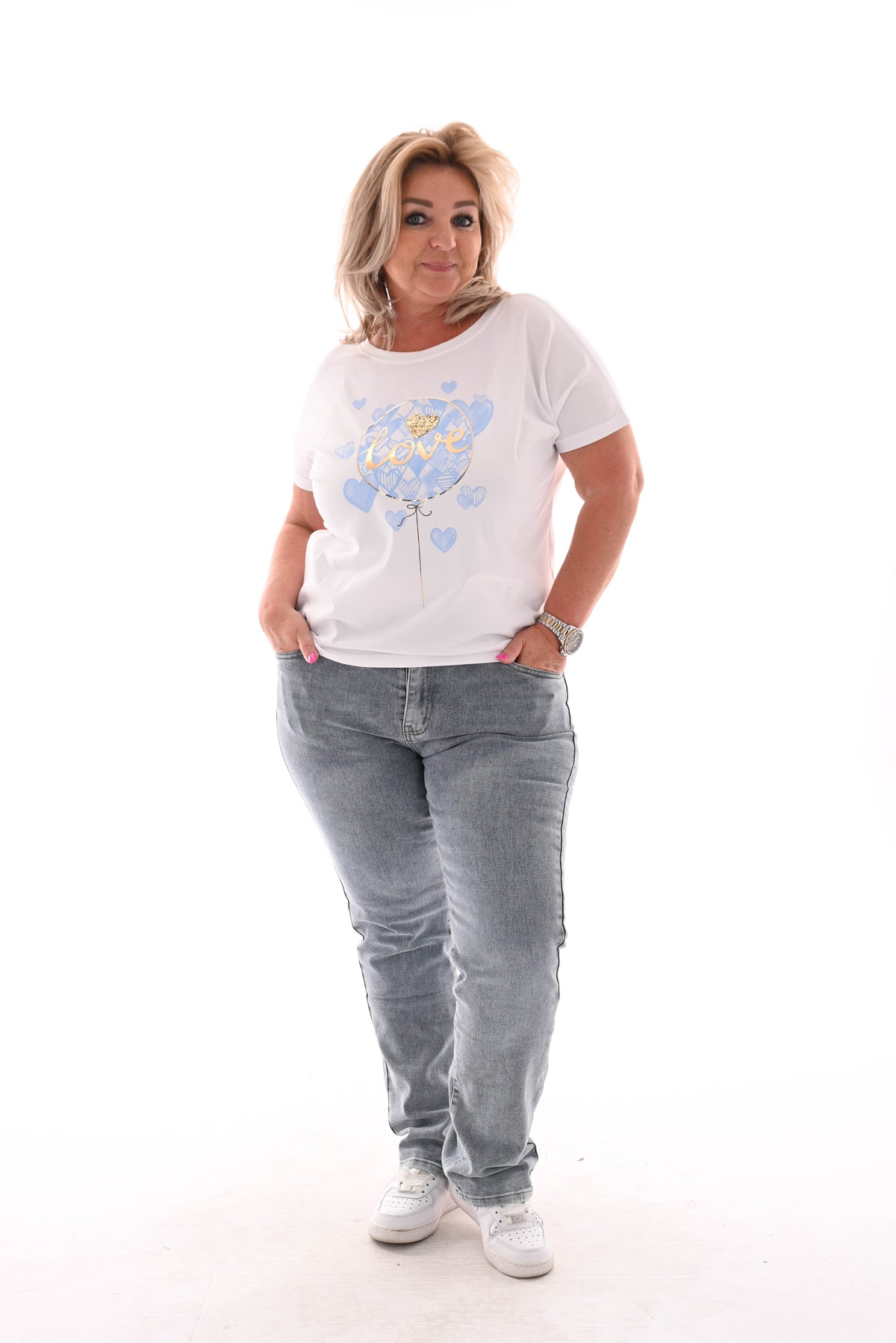 T-shirt love wit/lichtblauw