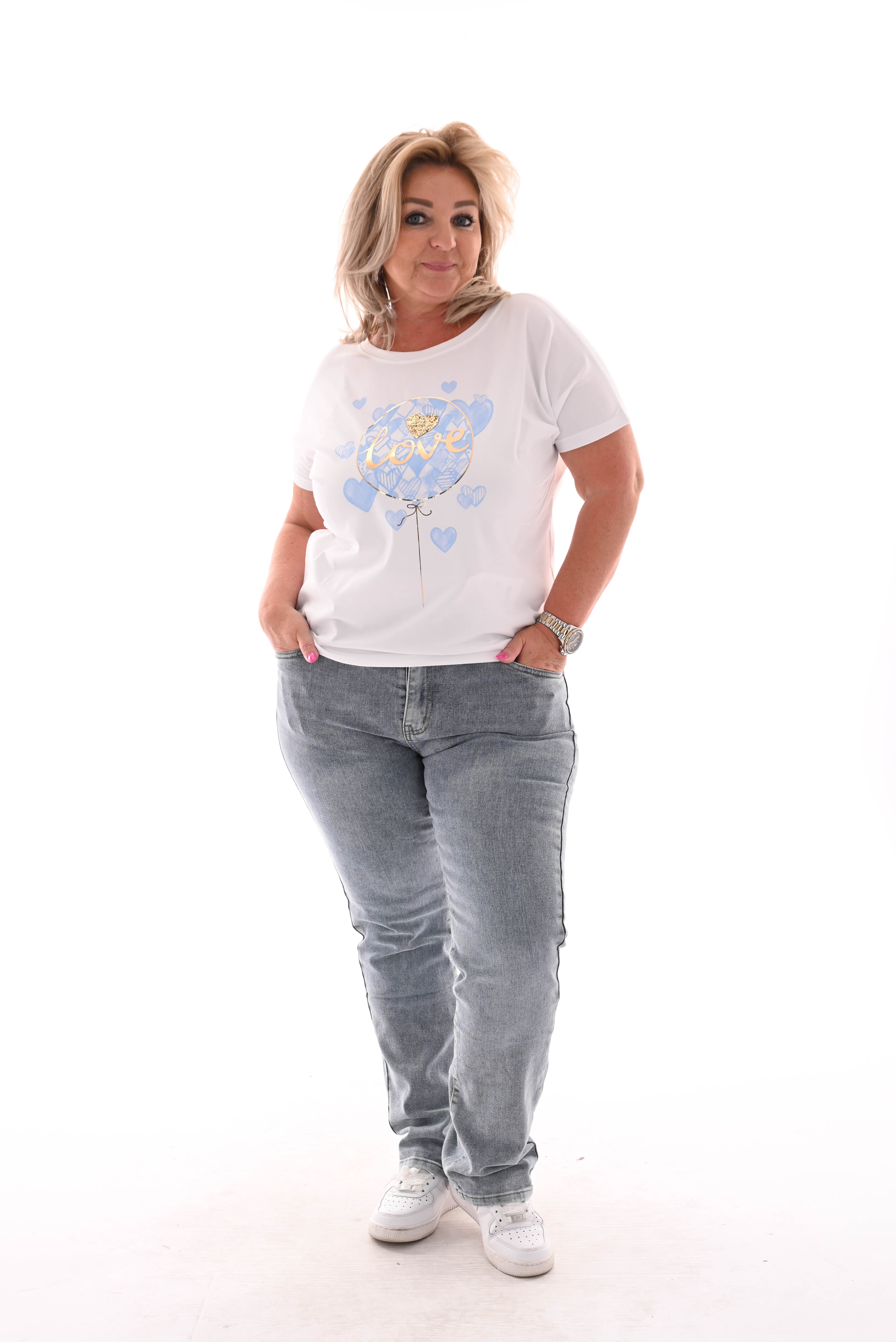 T-shirt love wit/lichtblauw