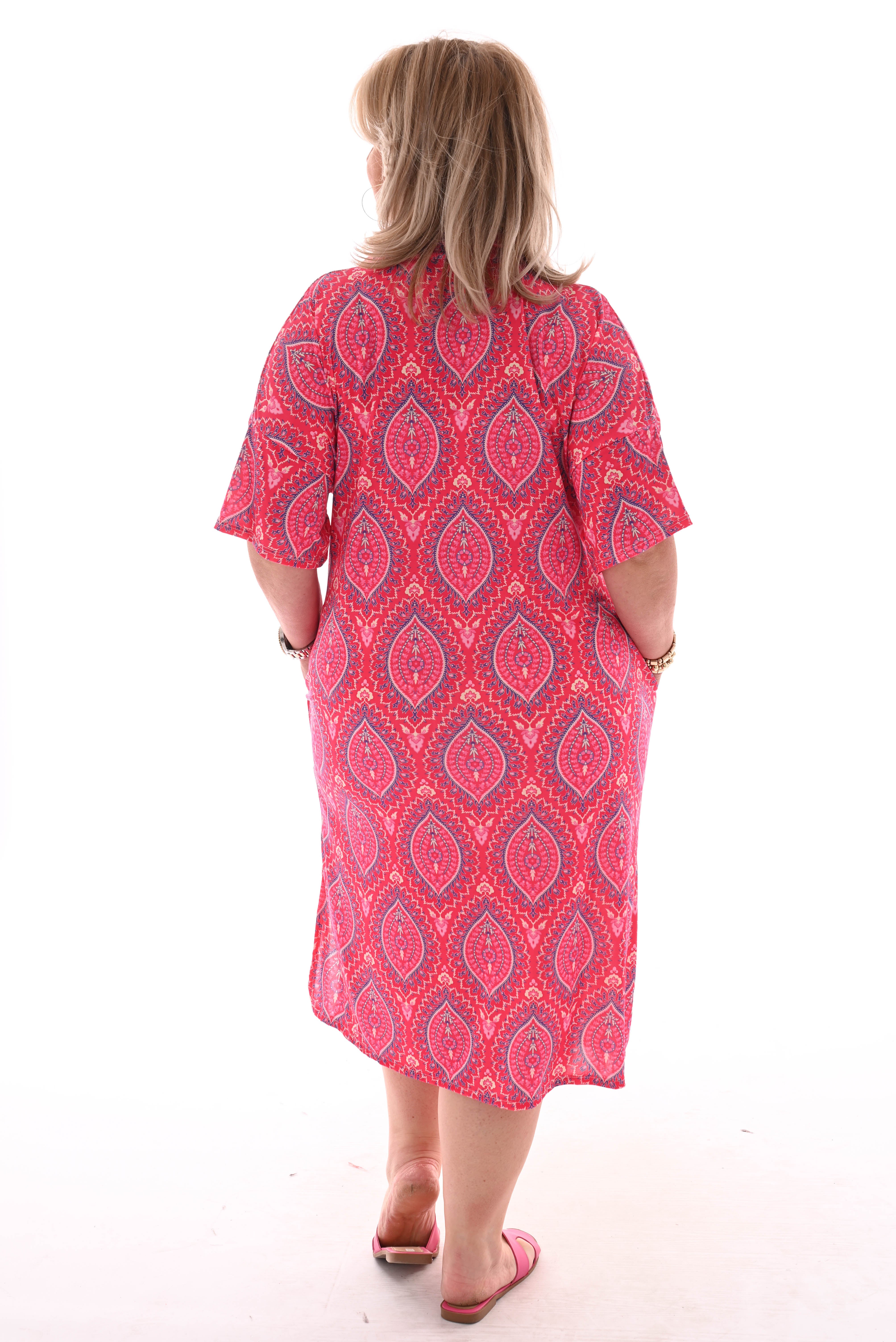 Jurk v-hals bloemen doorknoop paisley fuchsia