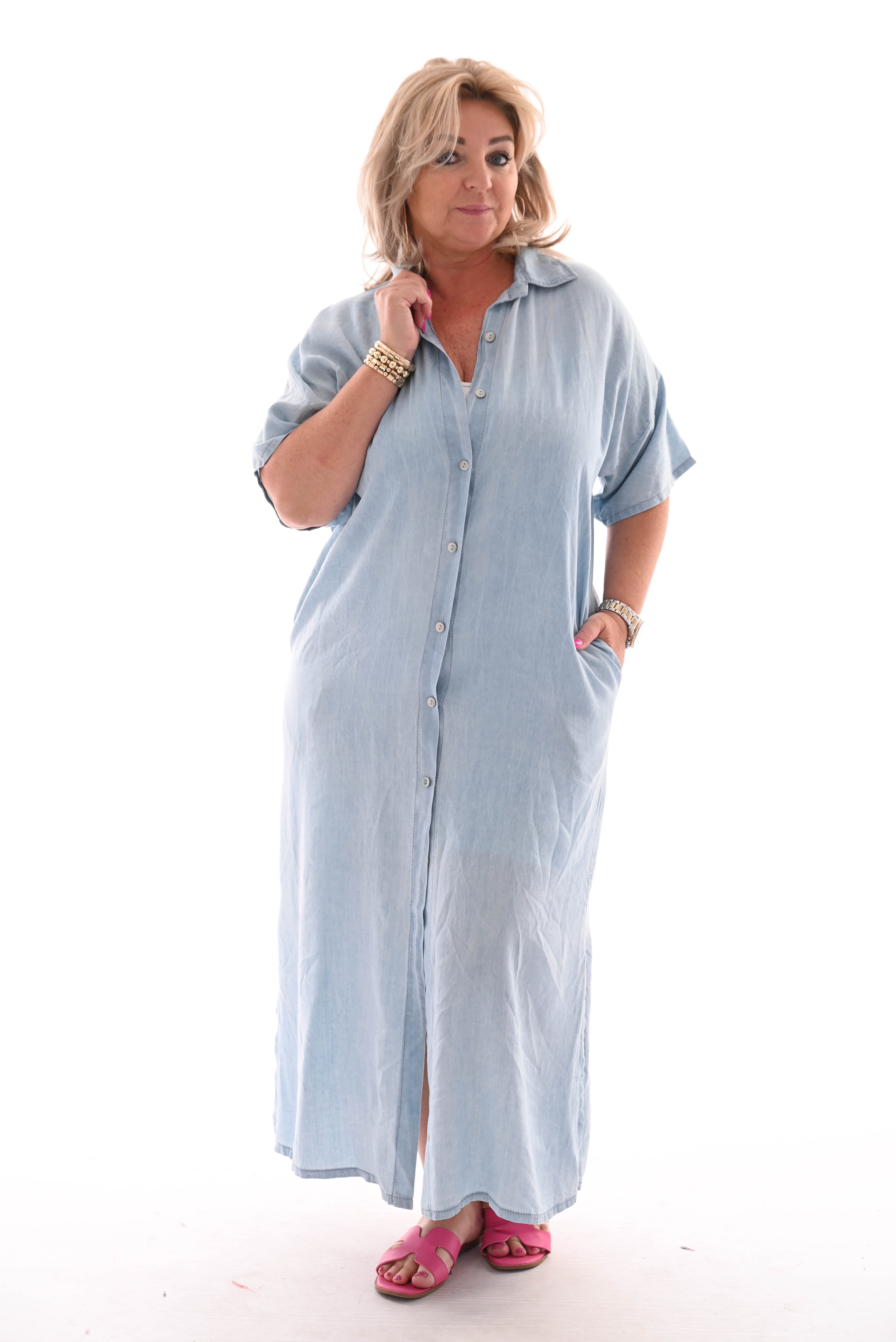 Lange doorknoop blouse jurk lichtblauw