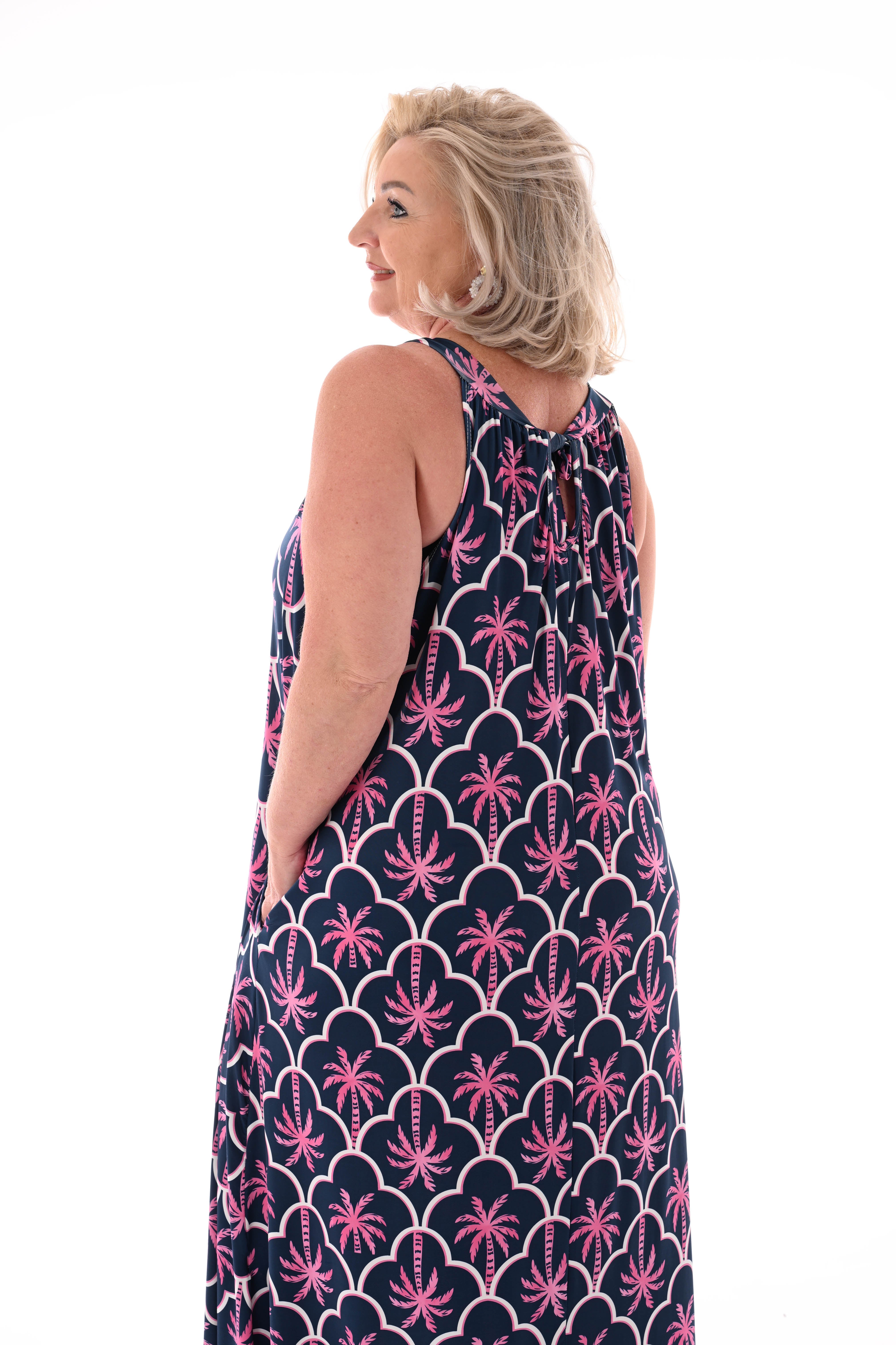 Lange jurk met palmbomen marineblauw
