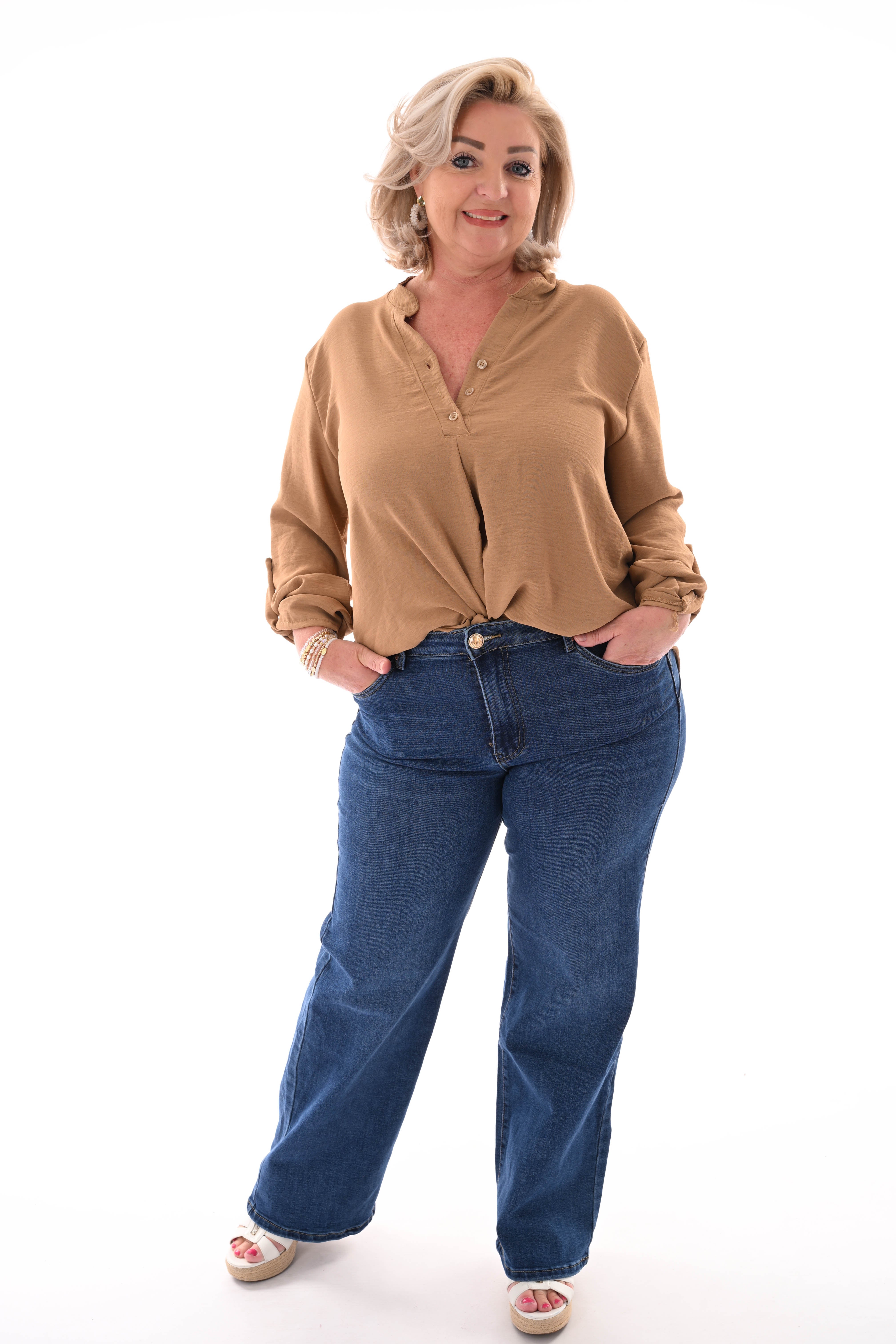 Blouse v-hals met ophaalmouwen uni camel