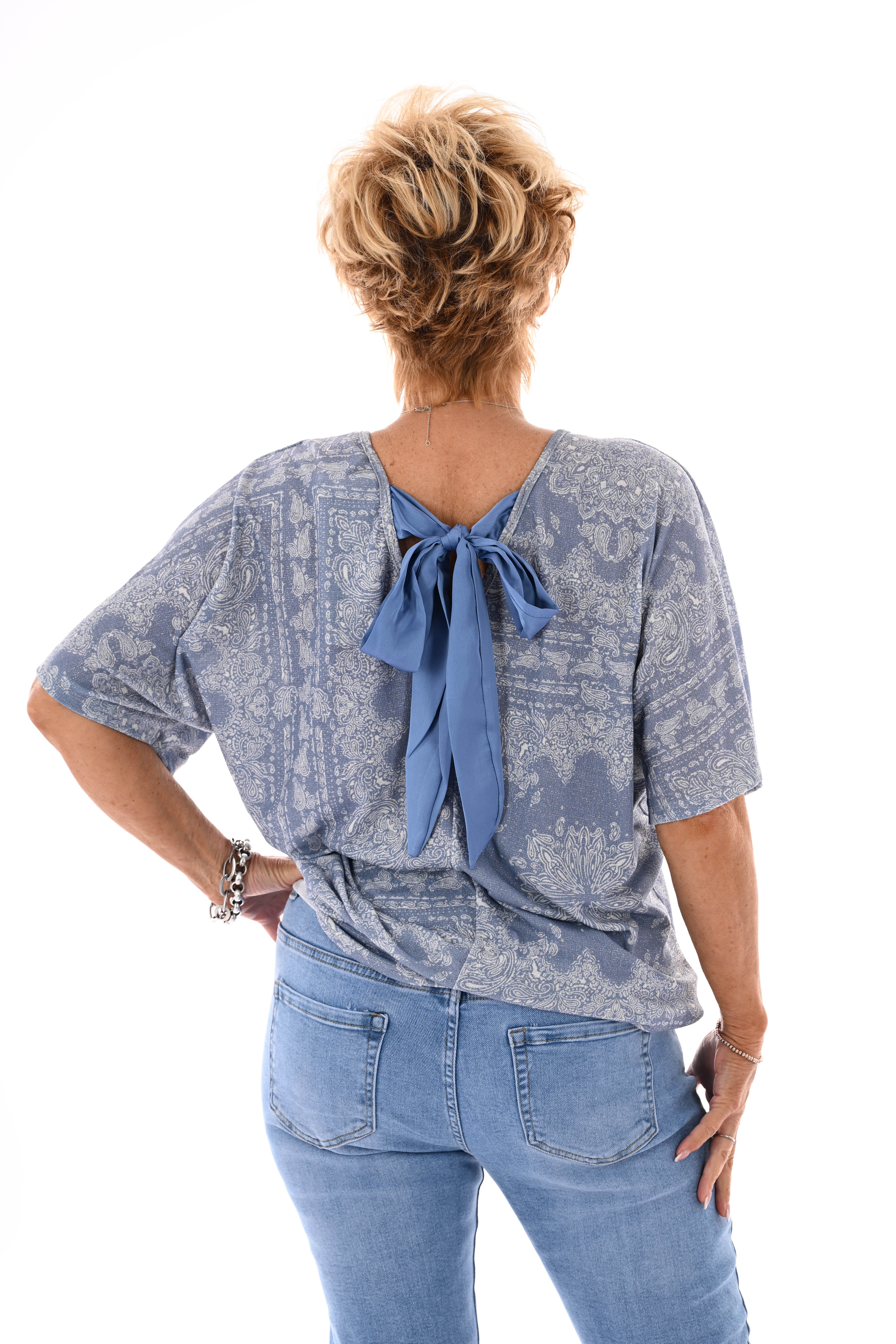 Top vleermuismouwen paisley met strik lichtblauw