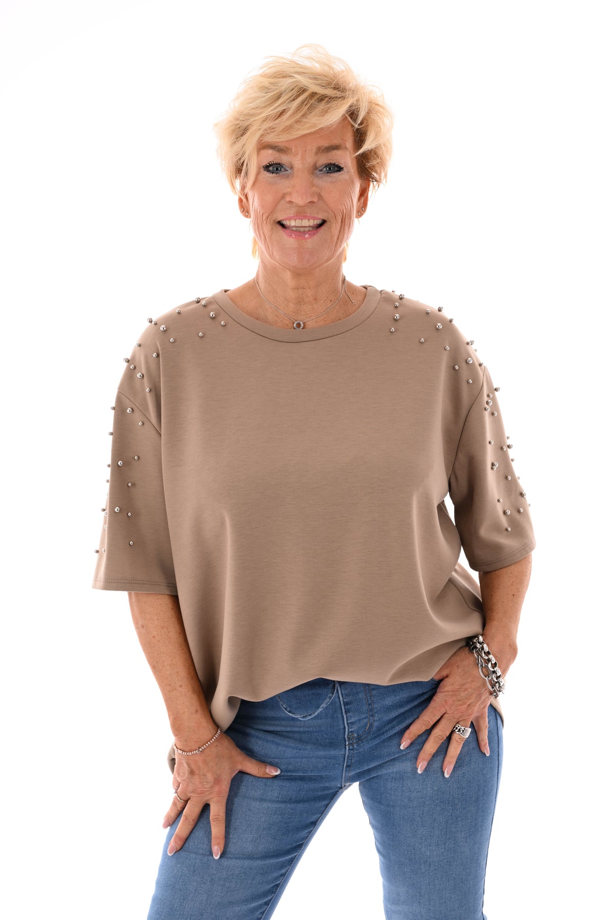 Sweater korte mouwen studs taupe