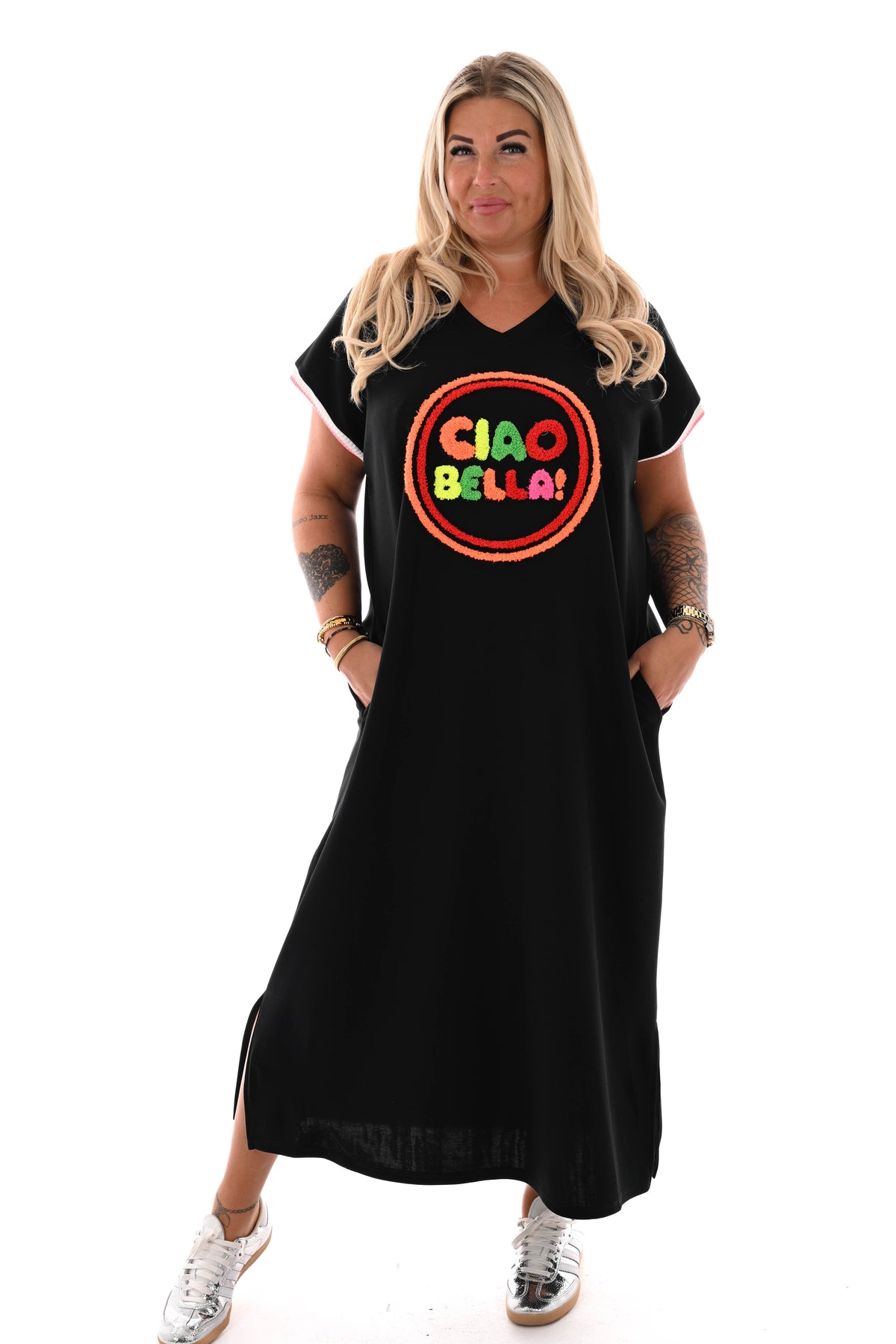 Lange sweaterdress v-hals  Ciao Bella zwart