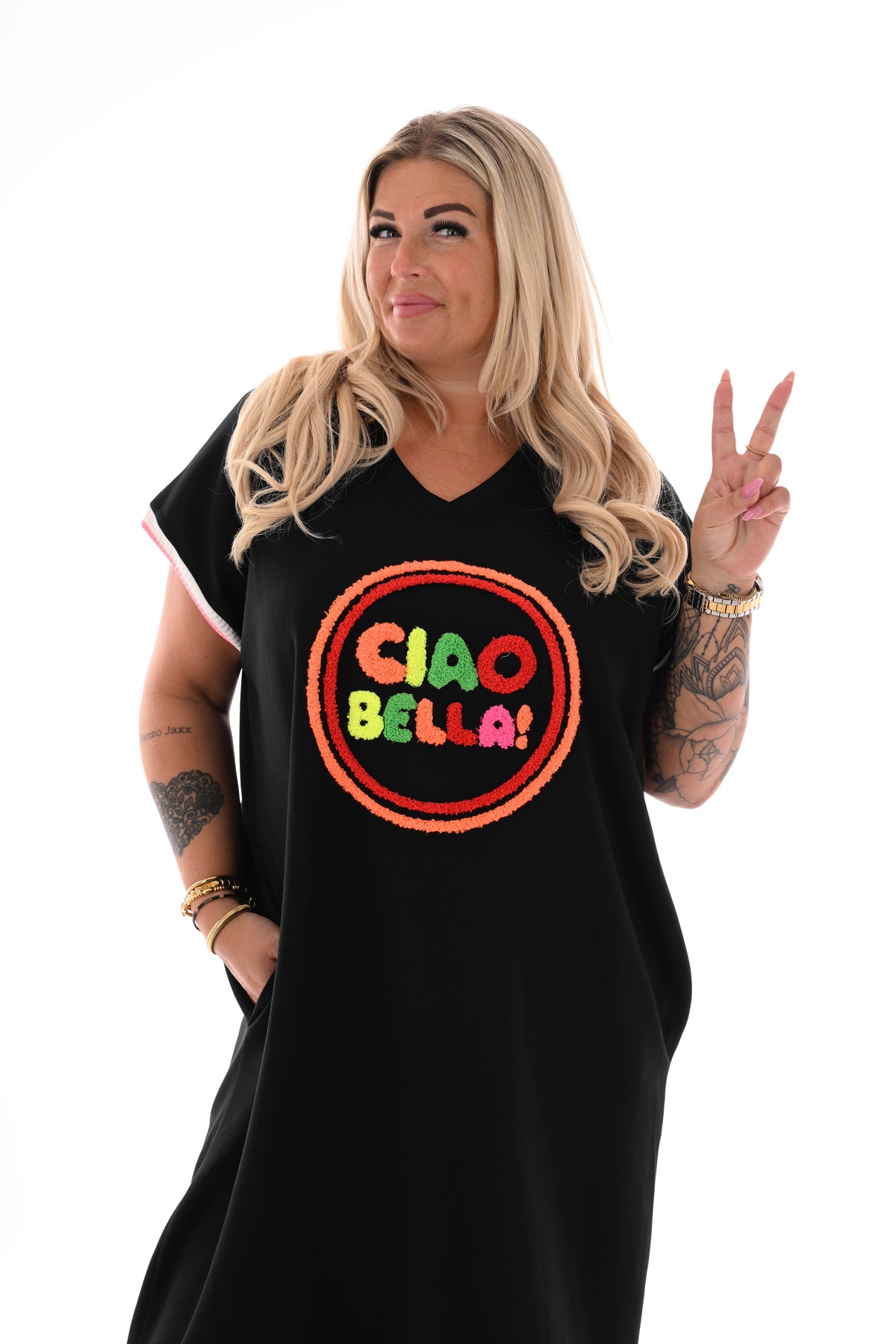 Lange sweaterdress v-hals  Ciao Bella zwart