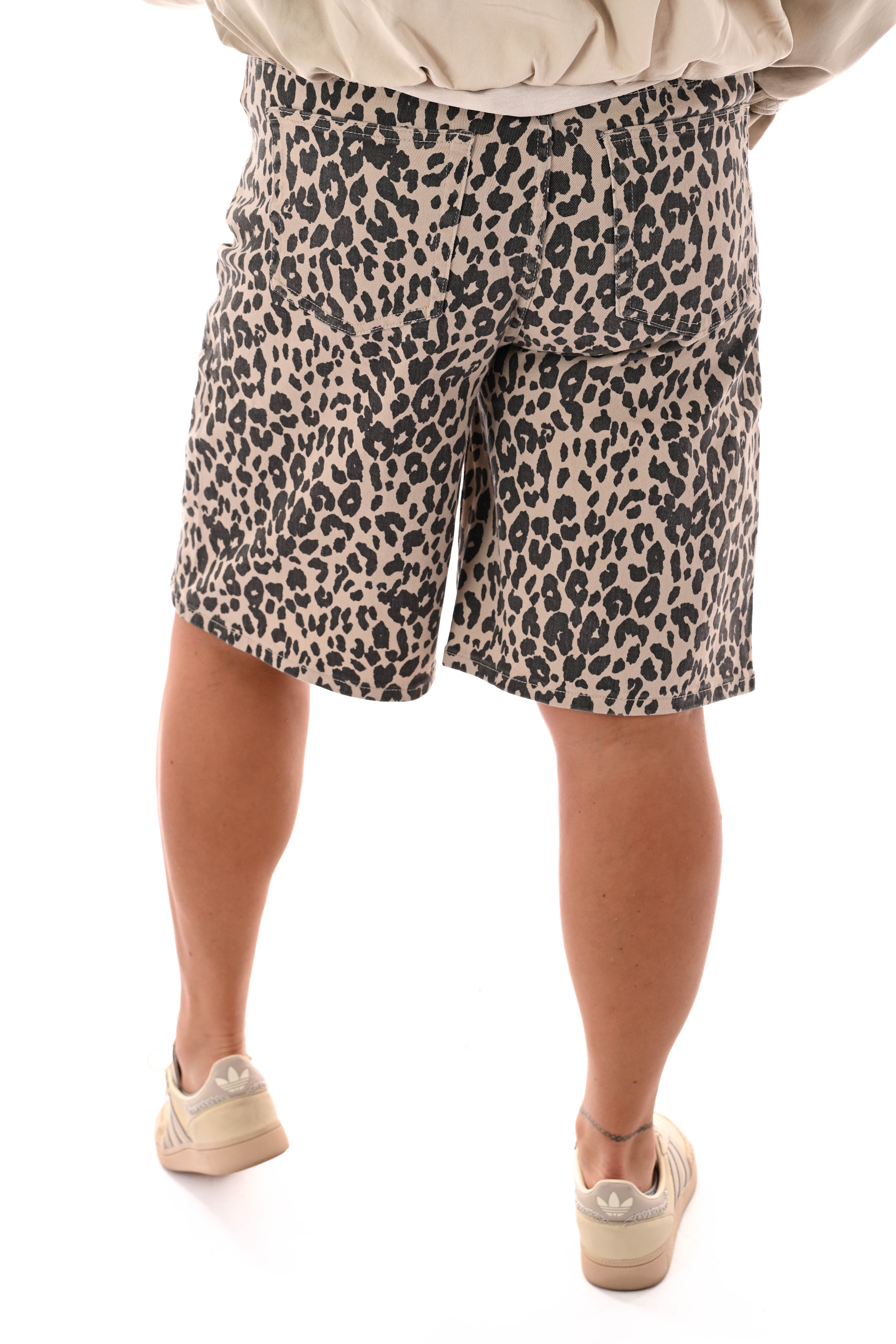 Laulia bermuda panterprint beige/zwart