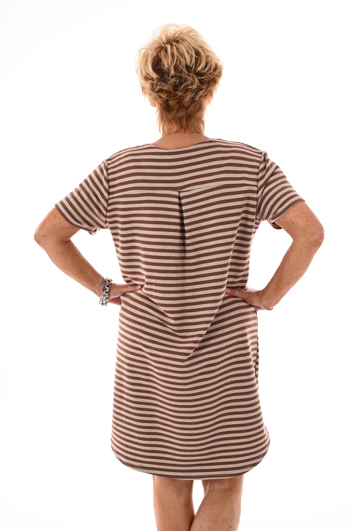 Korte sweaterdress gestreept met v-hals beige/bruin