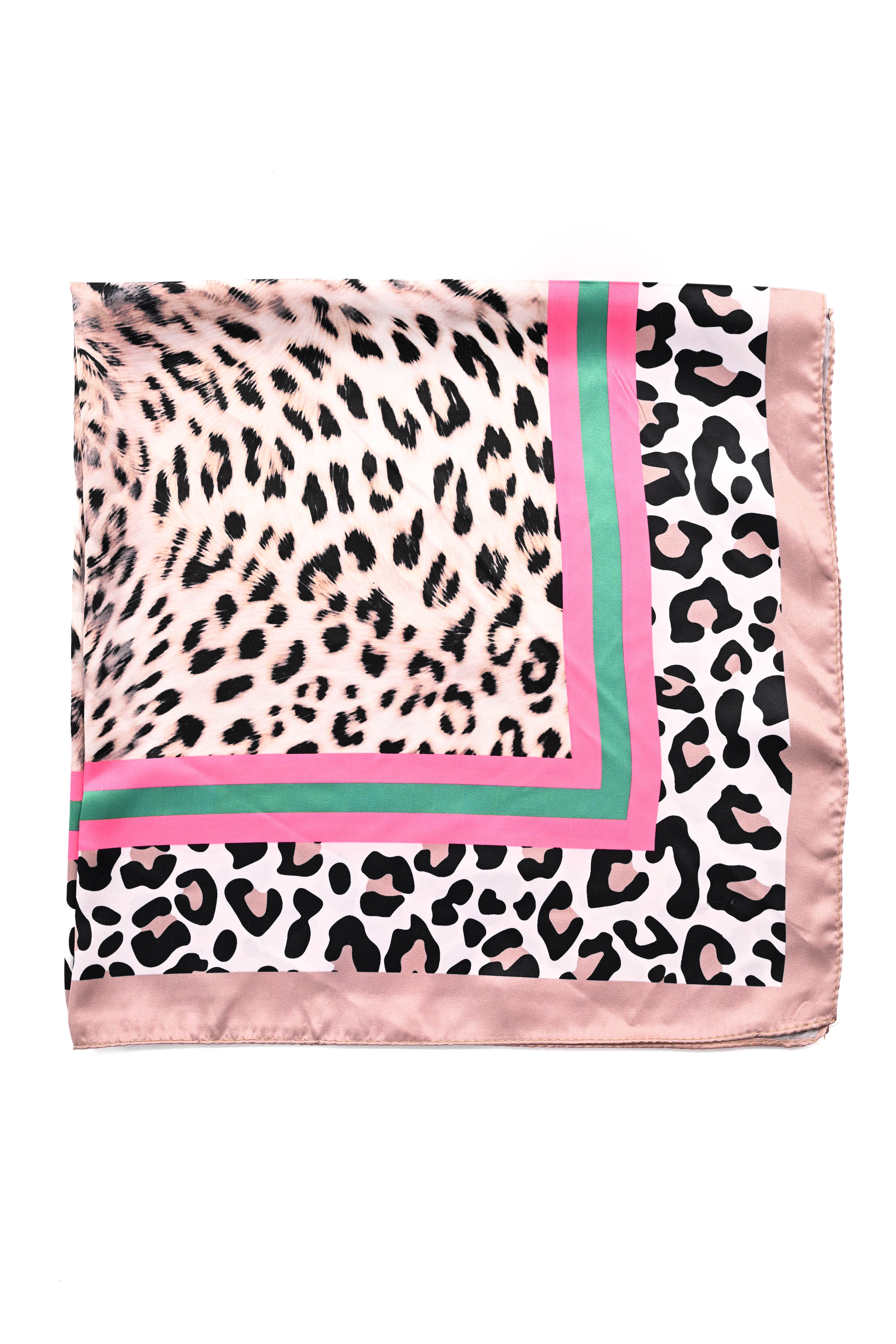 Kort sjaaltje grote panterprint beige/roze