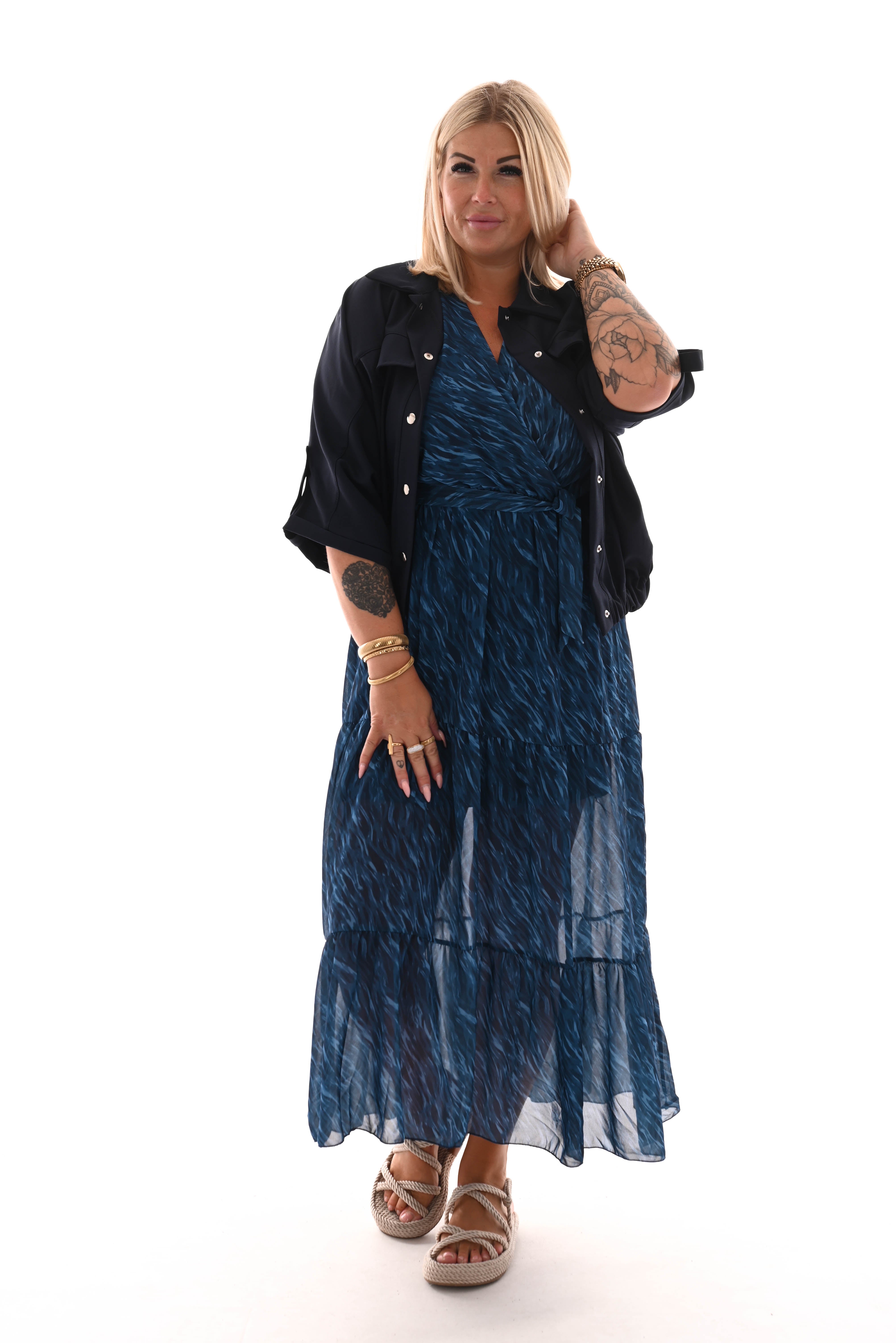 Maxi jurk met stroken print lines blauw