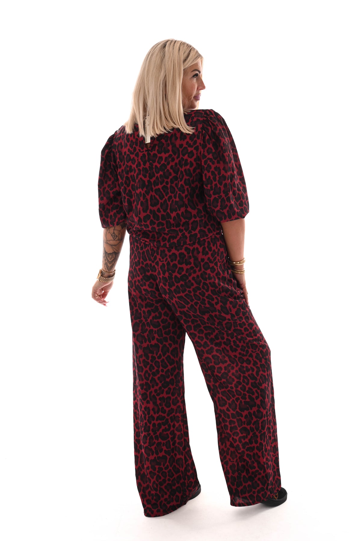 Tweedelig pak 3/4e pofmouwen print panter rood