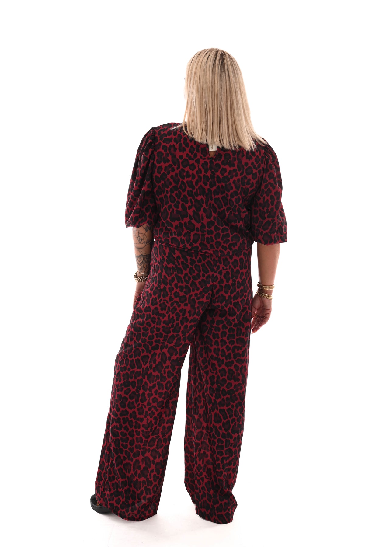 Tweedelig pak 3/4e pofmouwen print panter rood