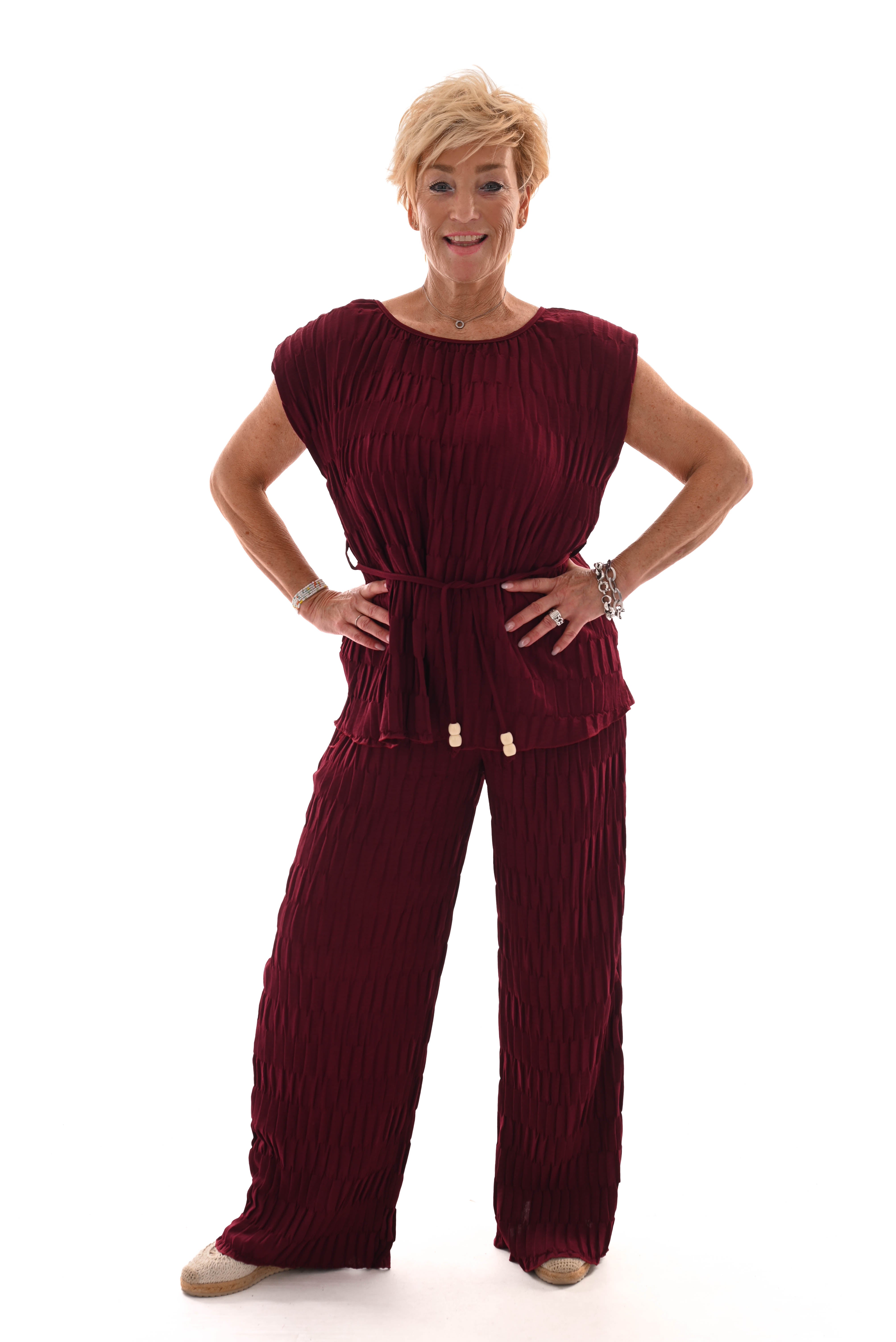 Tweedelig set met ceintuur structuur bordeaux