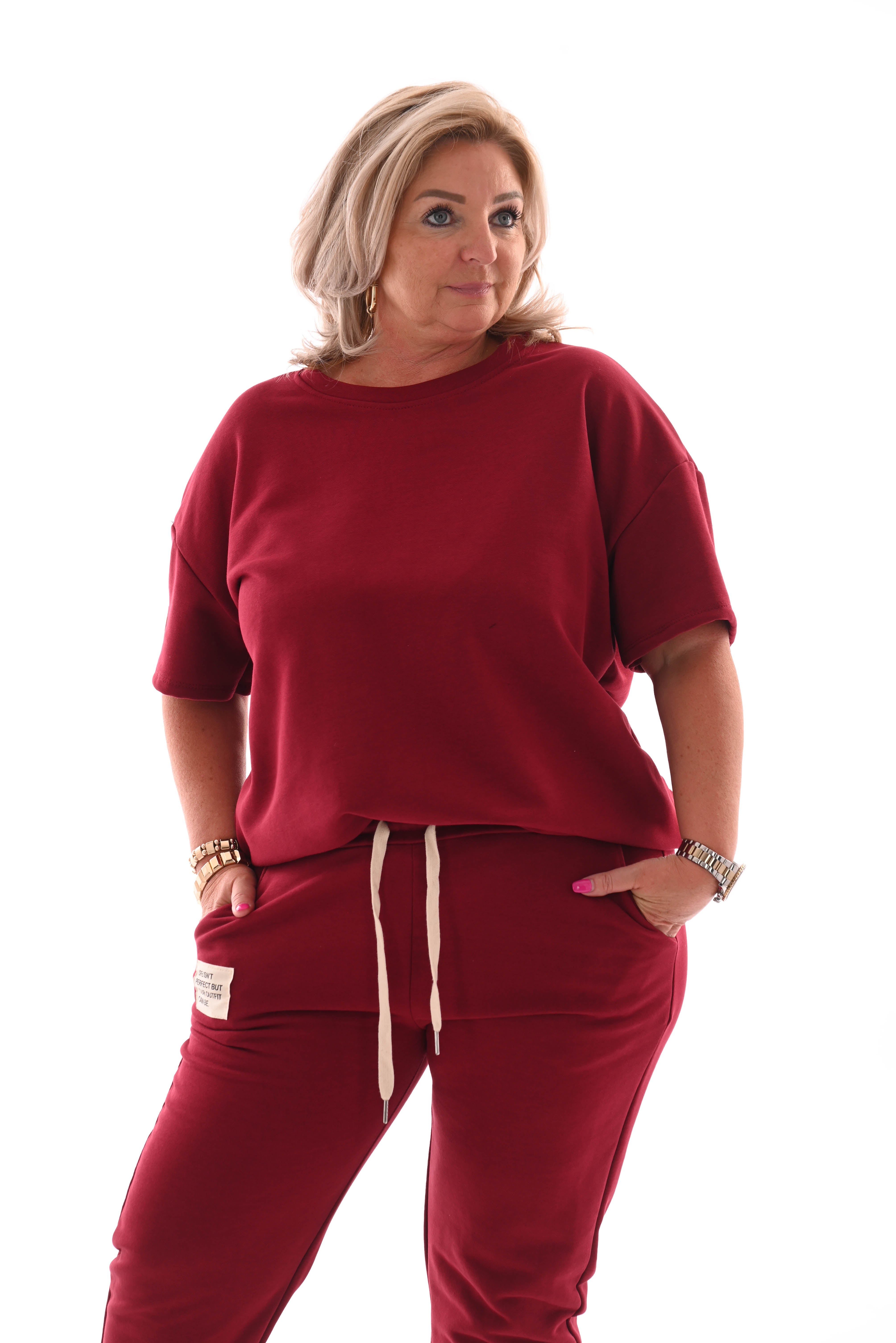 Tweedelig pak ronde hals applicatie bordeaux