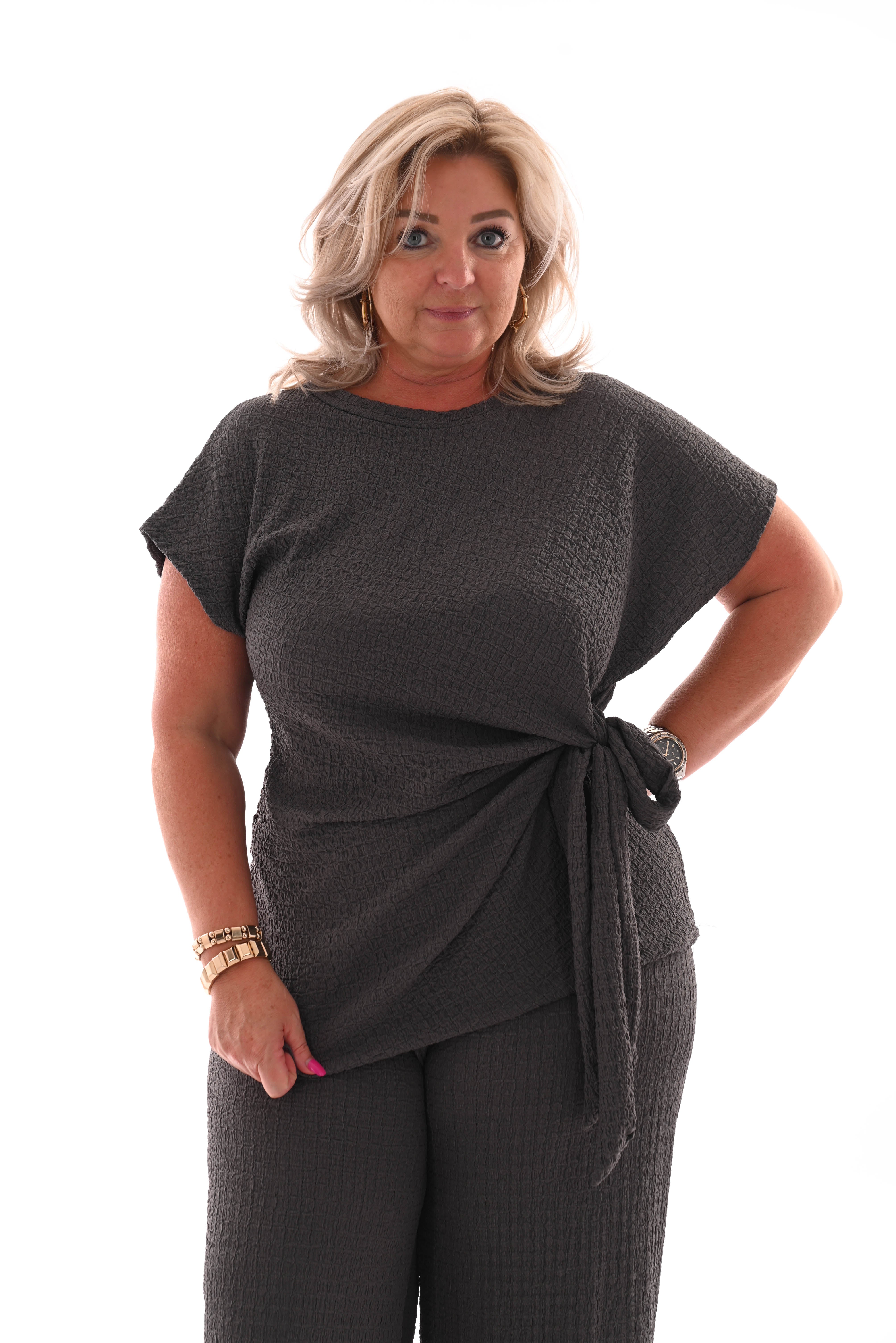 Tweedelig set crepe met knoop antraciet