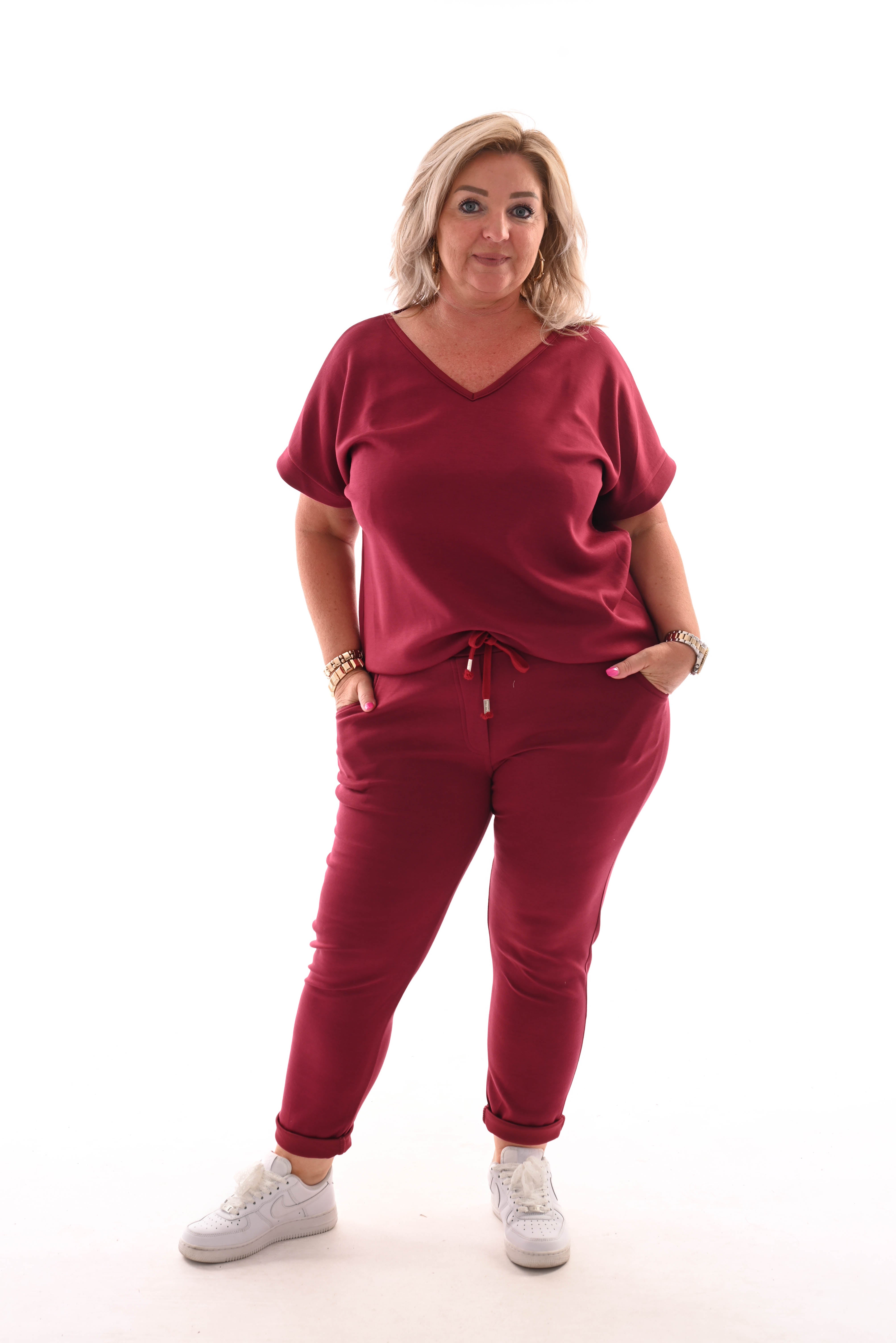 Tweedelig pak v-hals uni bordeaux