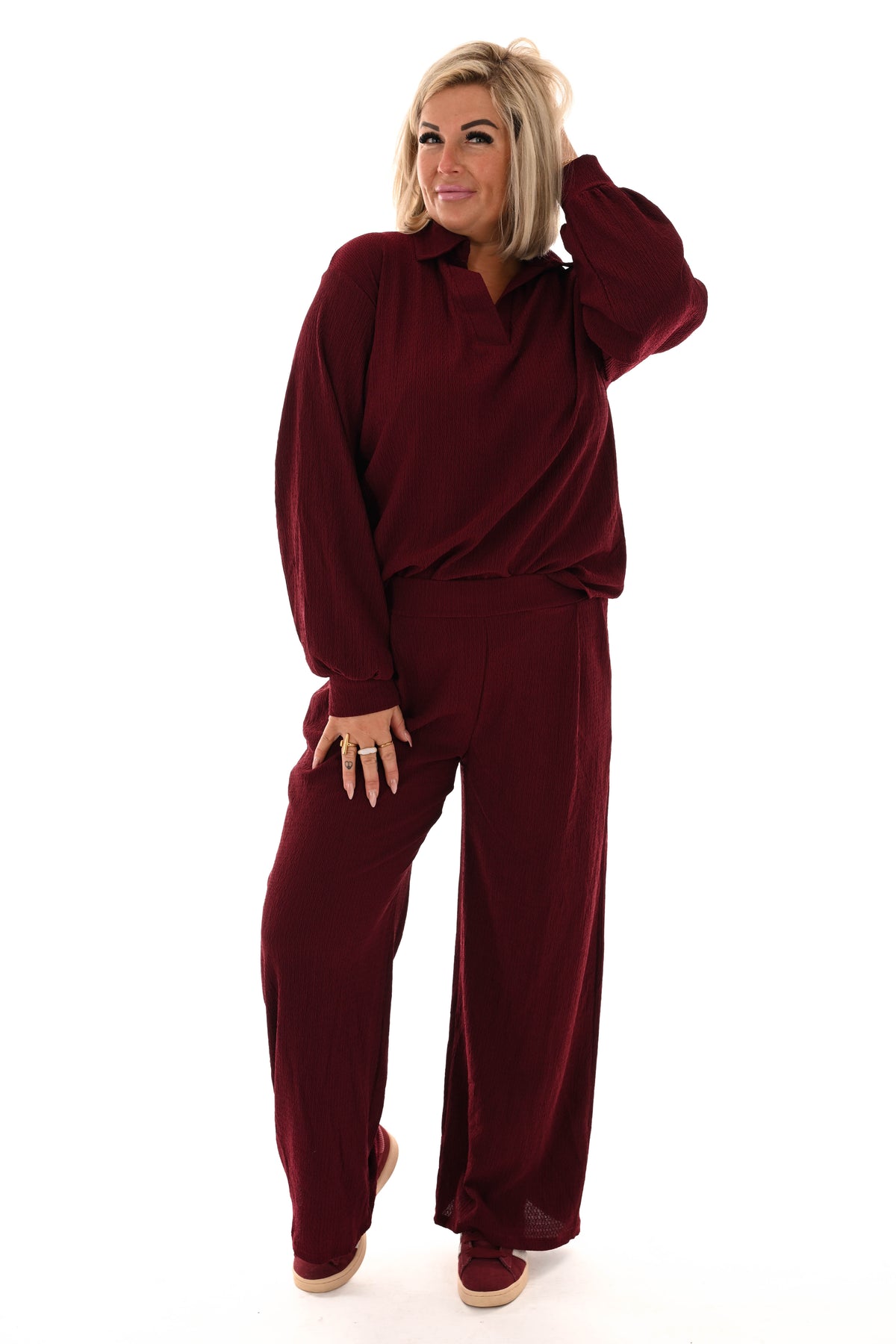 Tweedelig crepe pak v-hals met kraag bordeaux