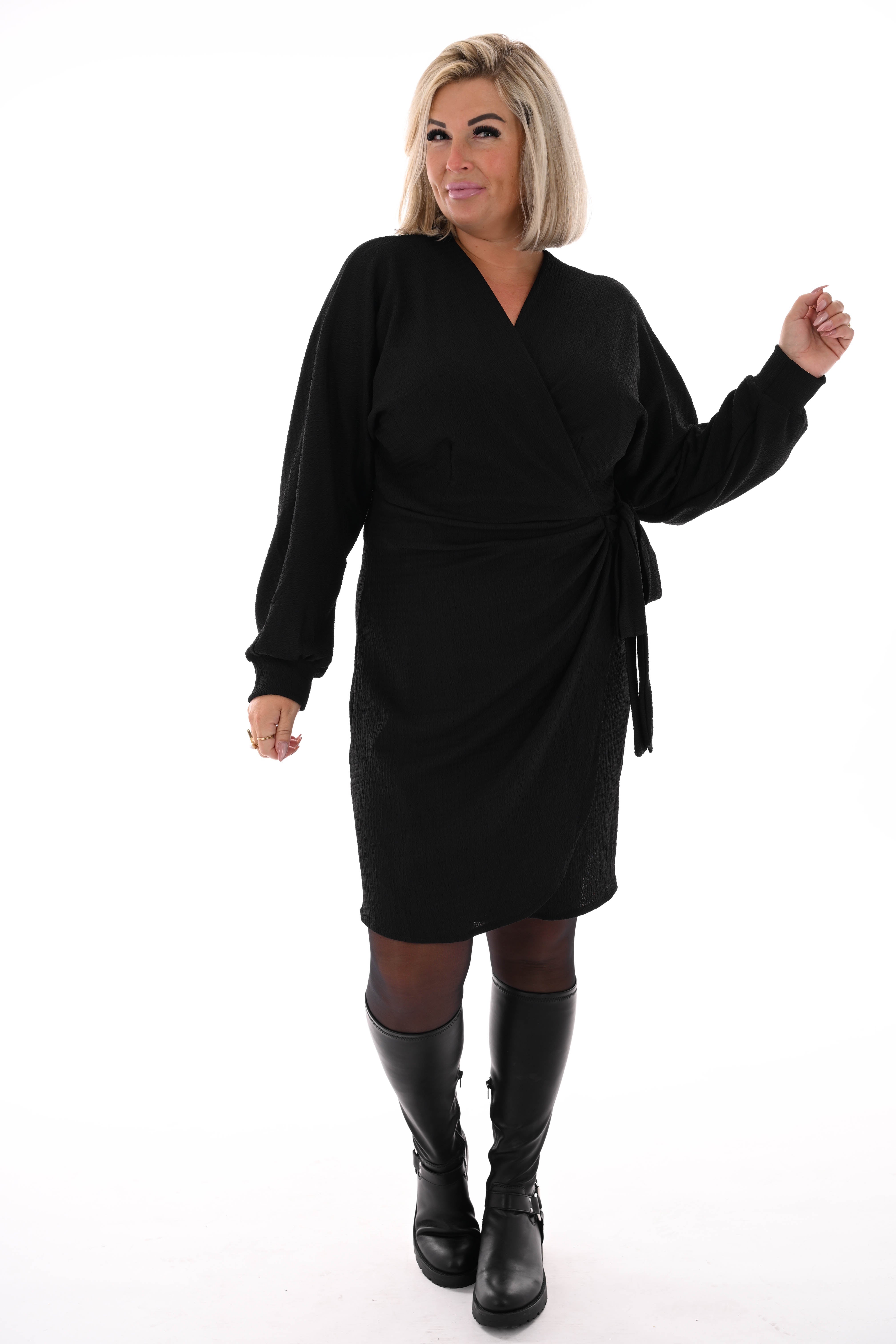 Korte jurk crepe met strik zwart