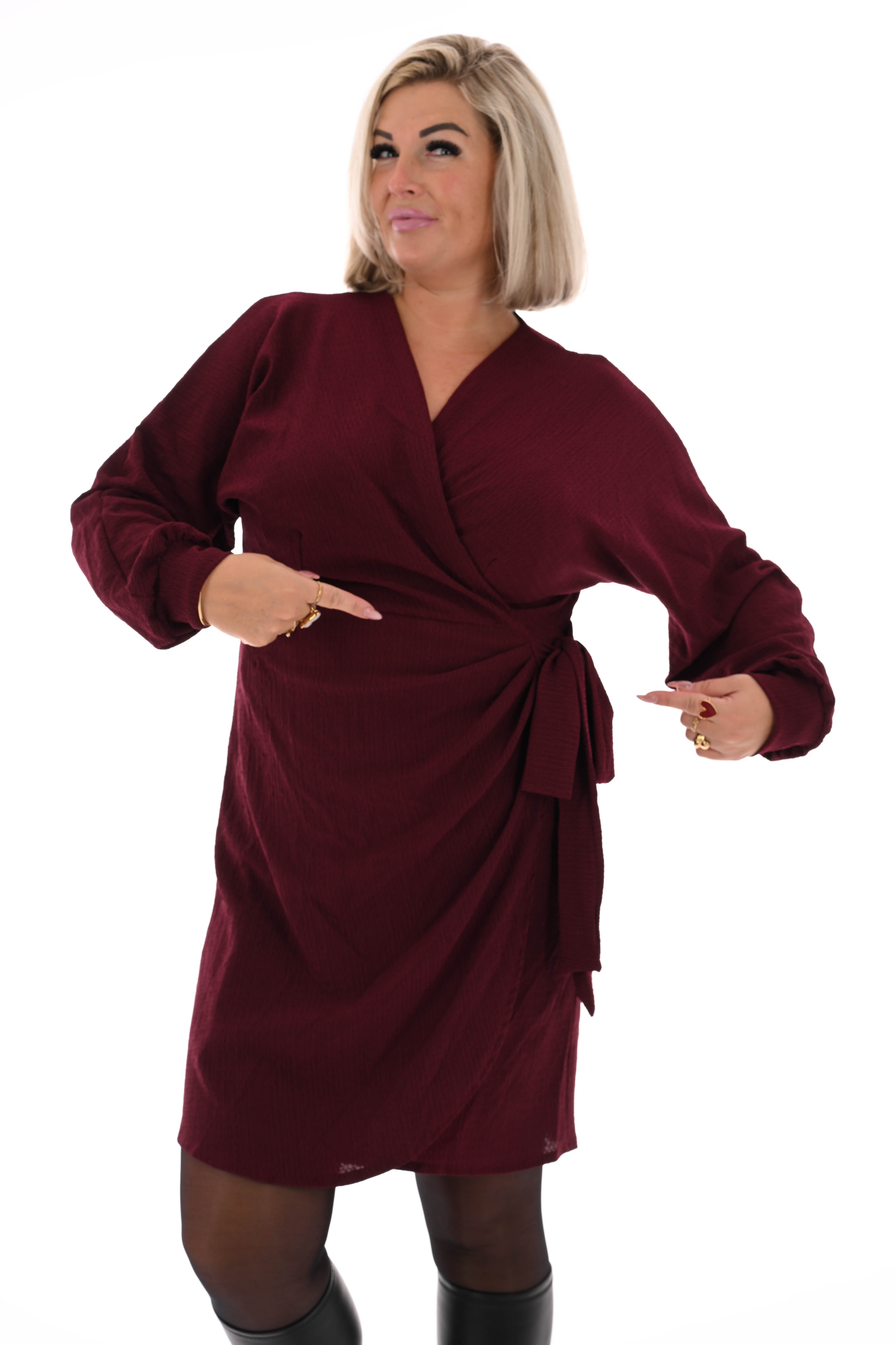 Korte jurk crepe met strik bordeaux